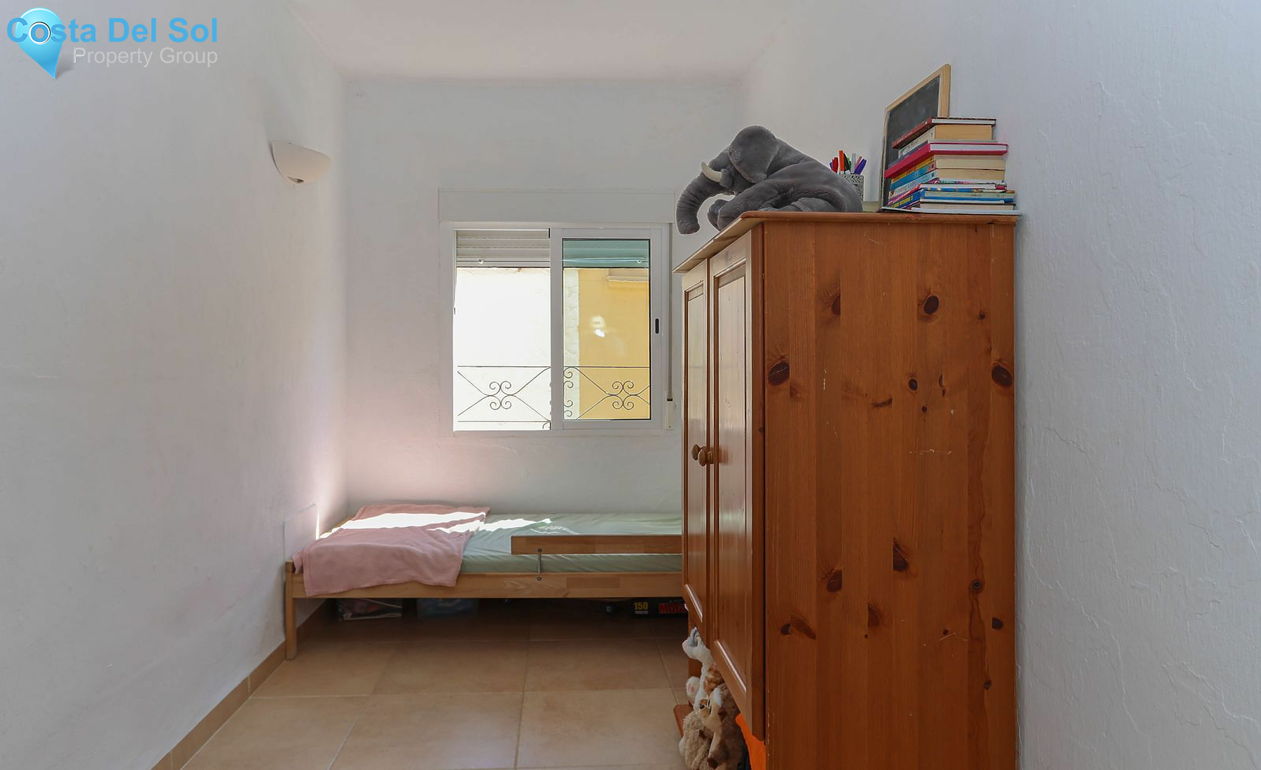 Townhouse in Alhaurín el Grande-1482998