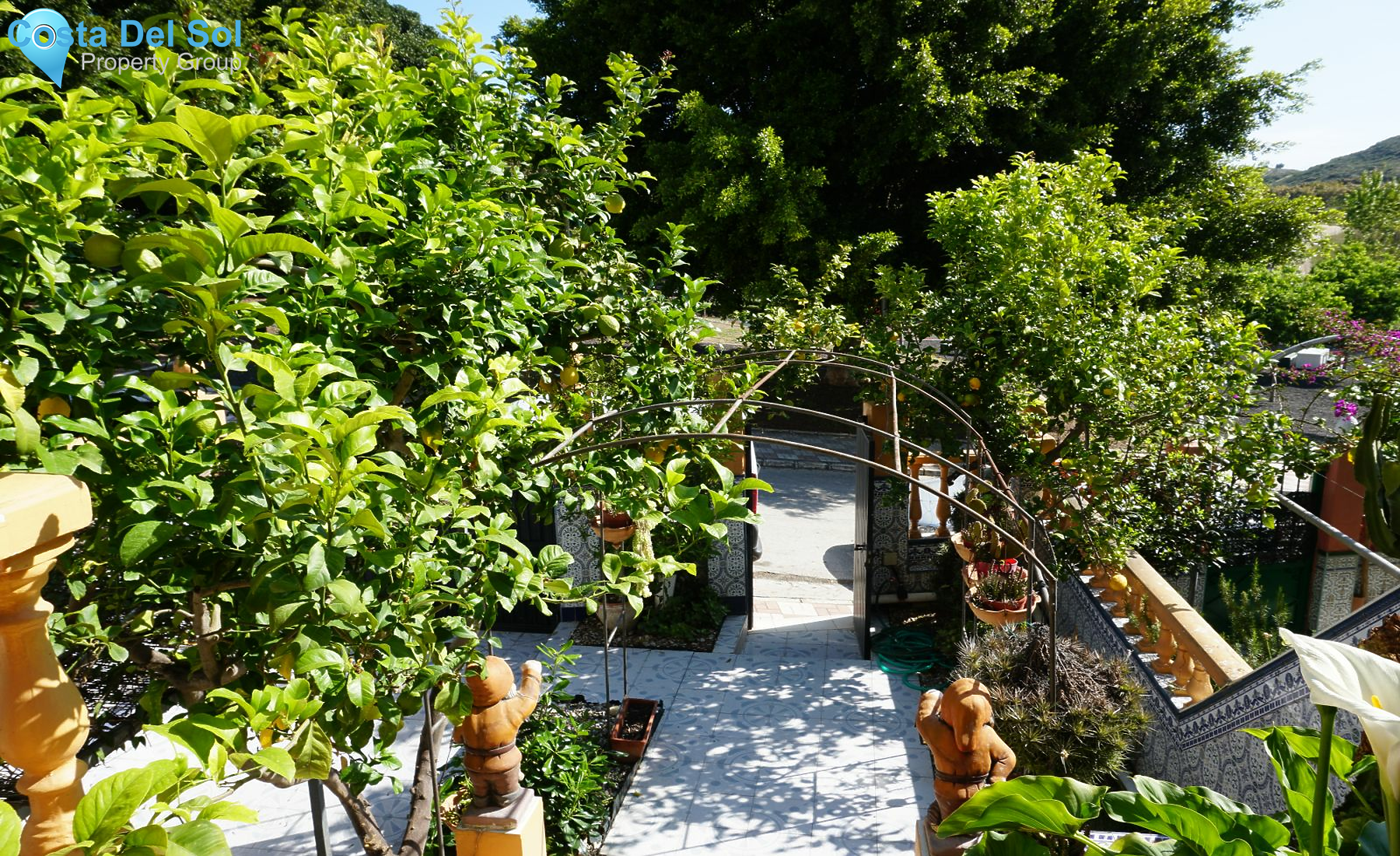 Townhouse in Almayate-1229369