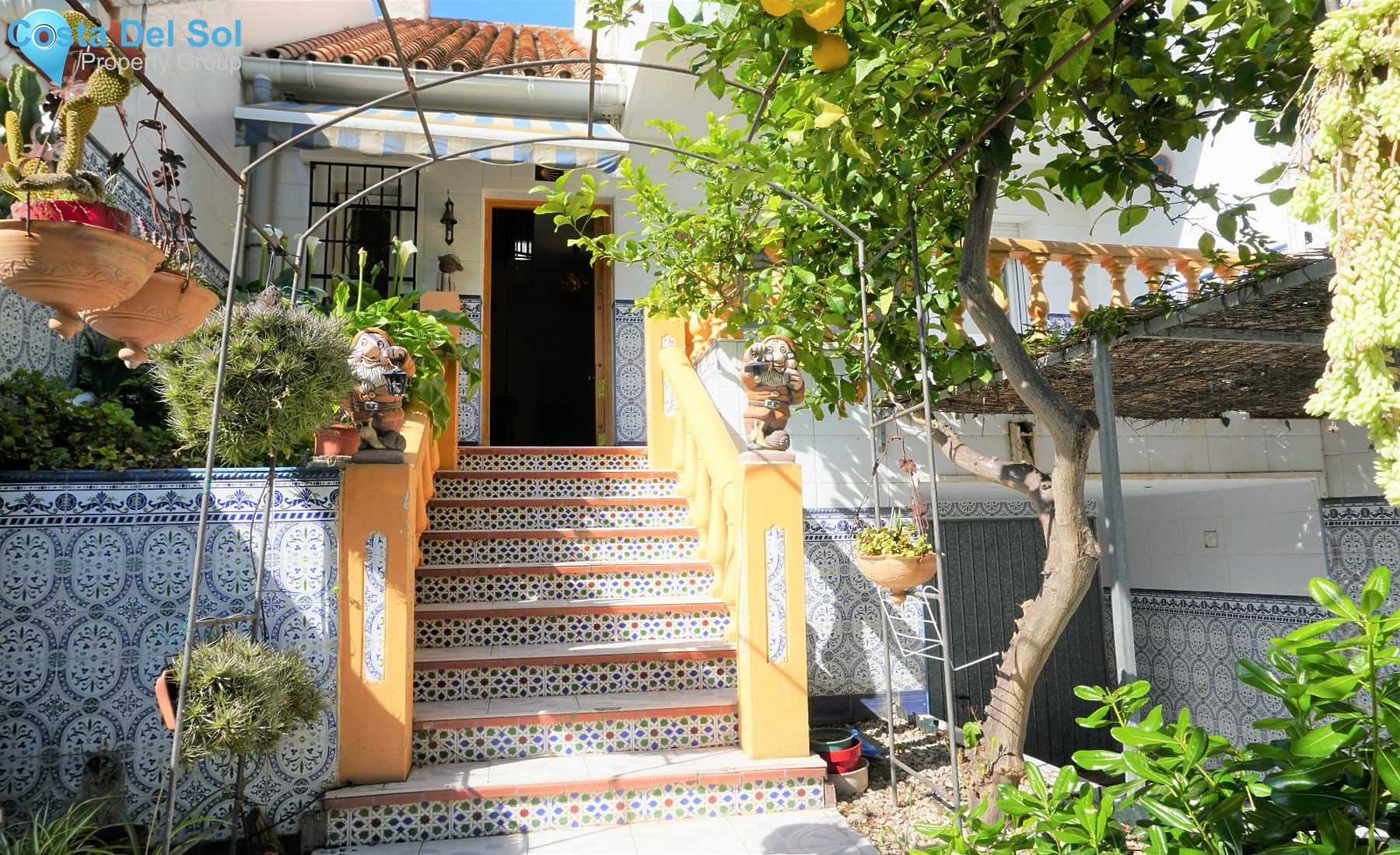 Townhouse in Almayate-1229370