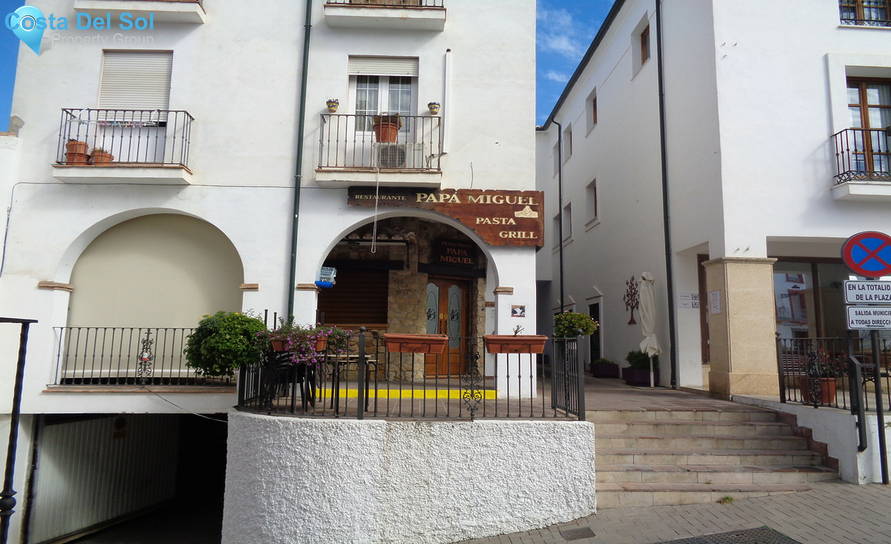 Townhouse in Alozaina