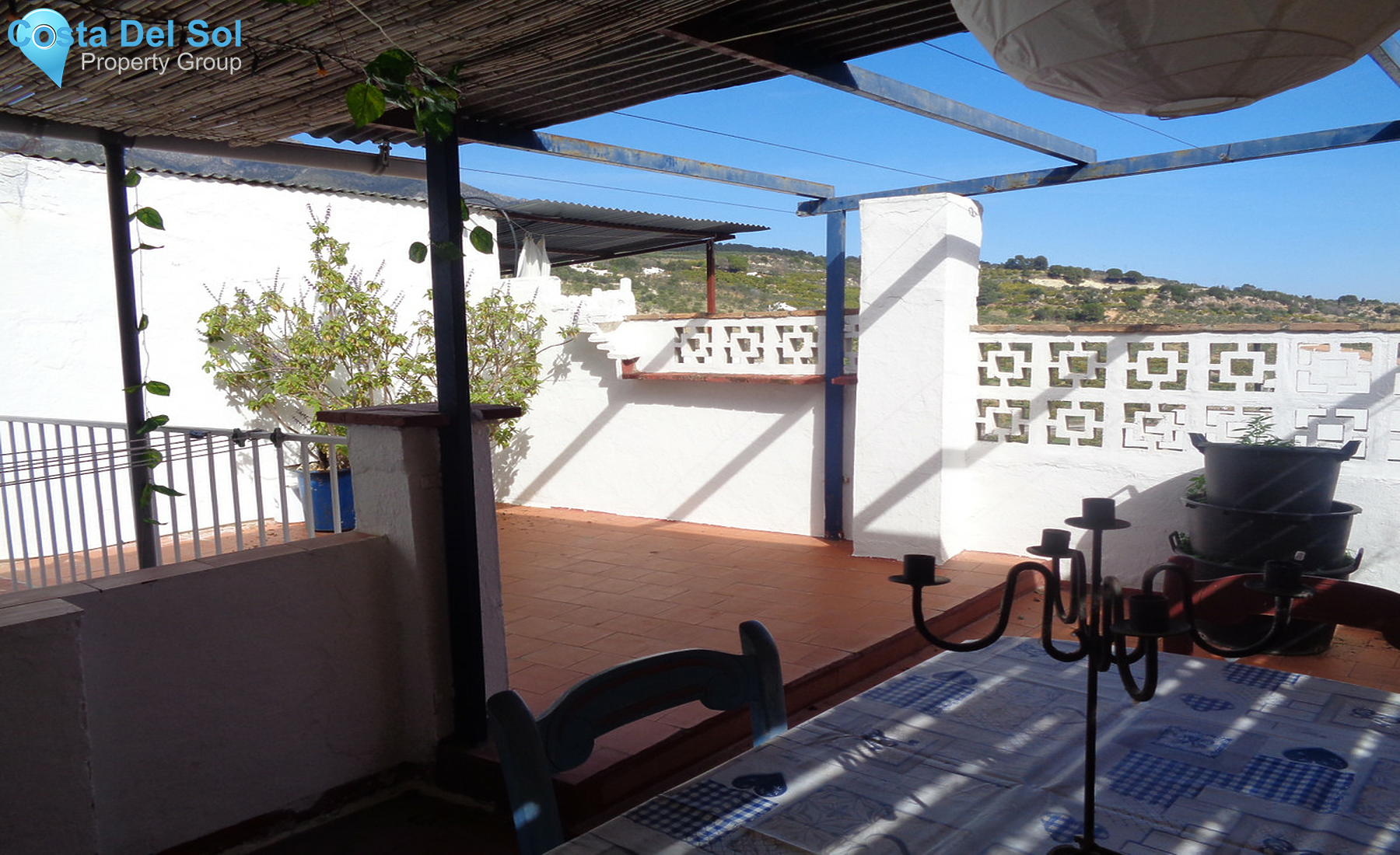 Townhouse in Alozaina-1309953