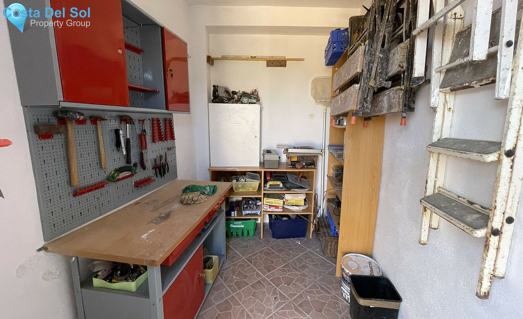Townhouse in Alozaina-1476366