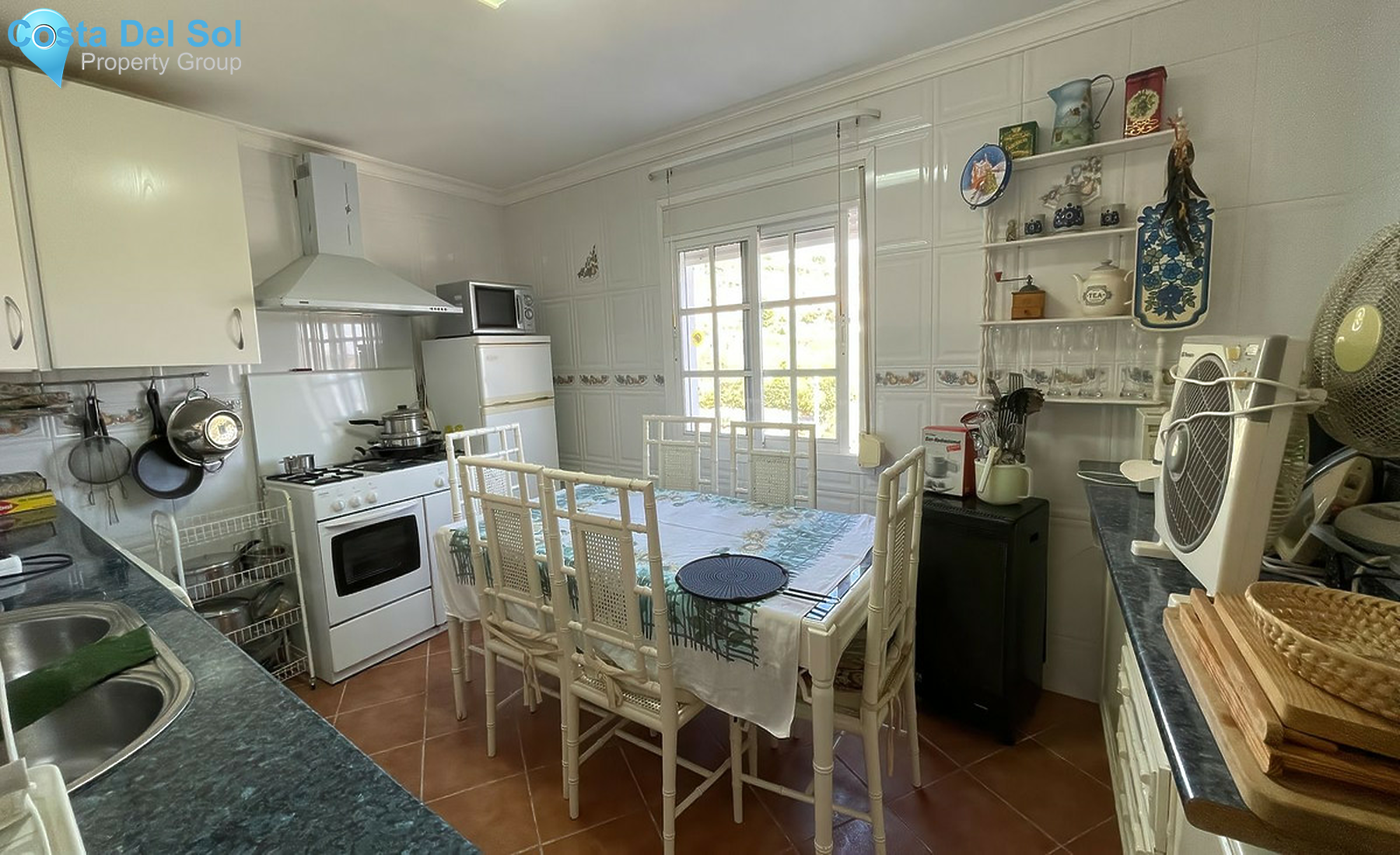 Townhouse in Alozaina-1476354