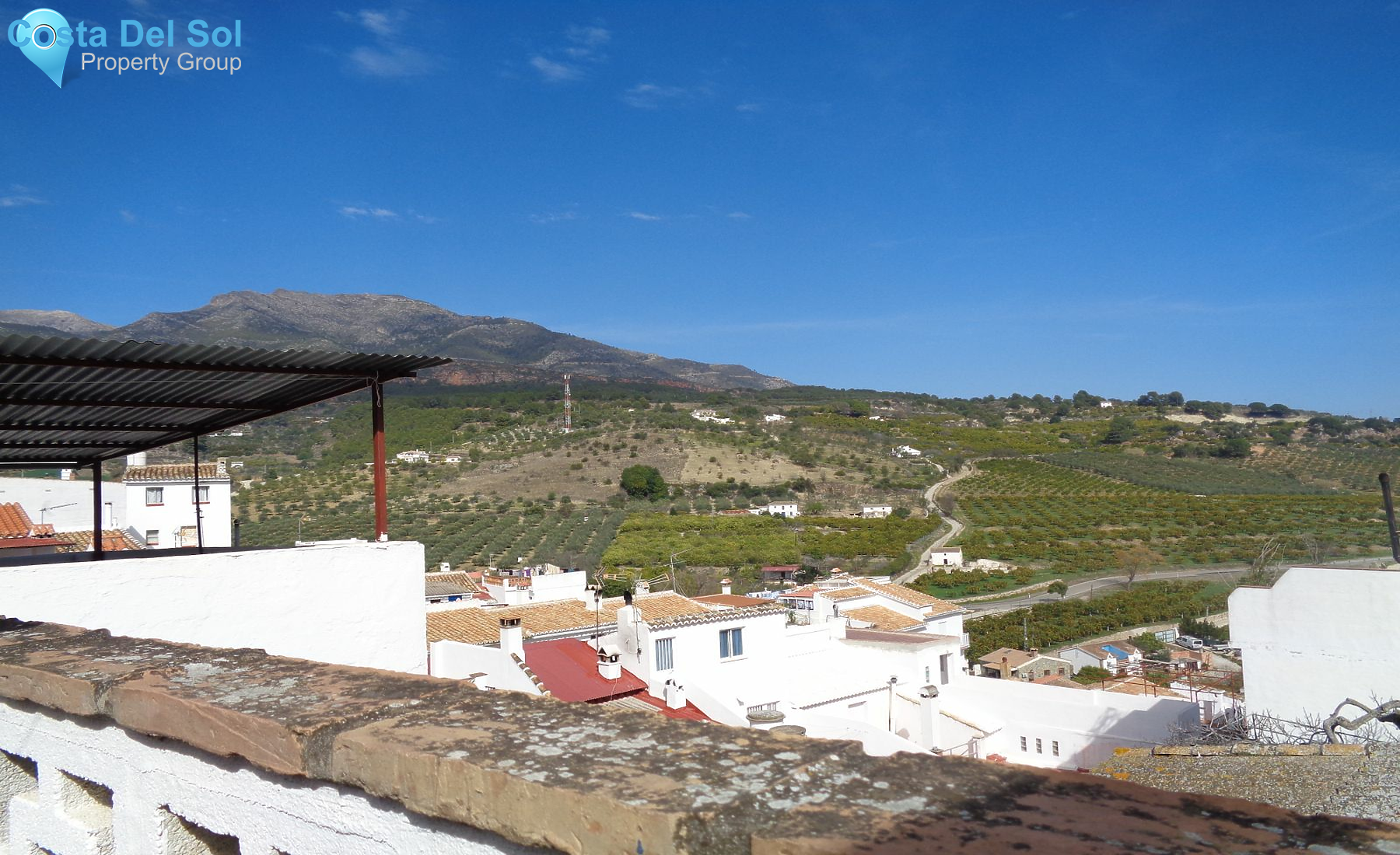 Townhouse in Alozaina-1390754