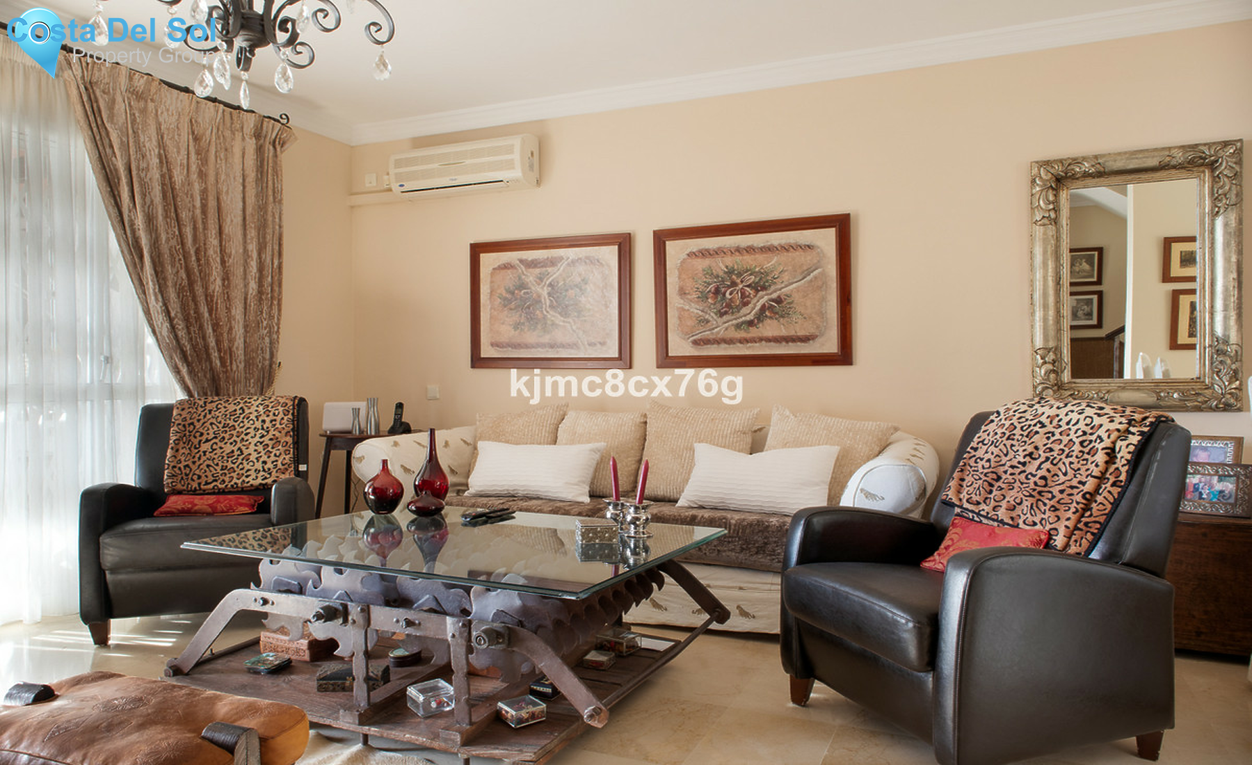 Townhouse in Altos de los Monteros-1375877