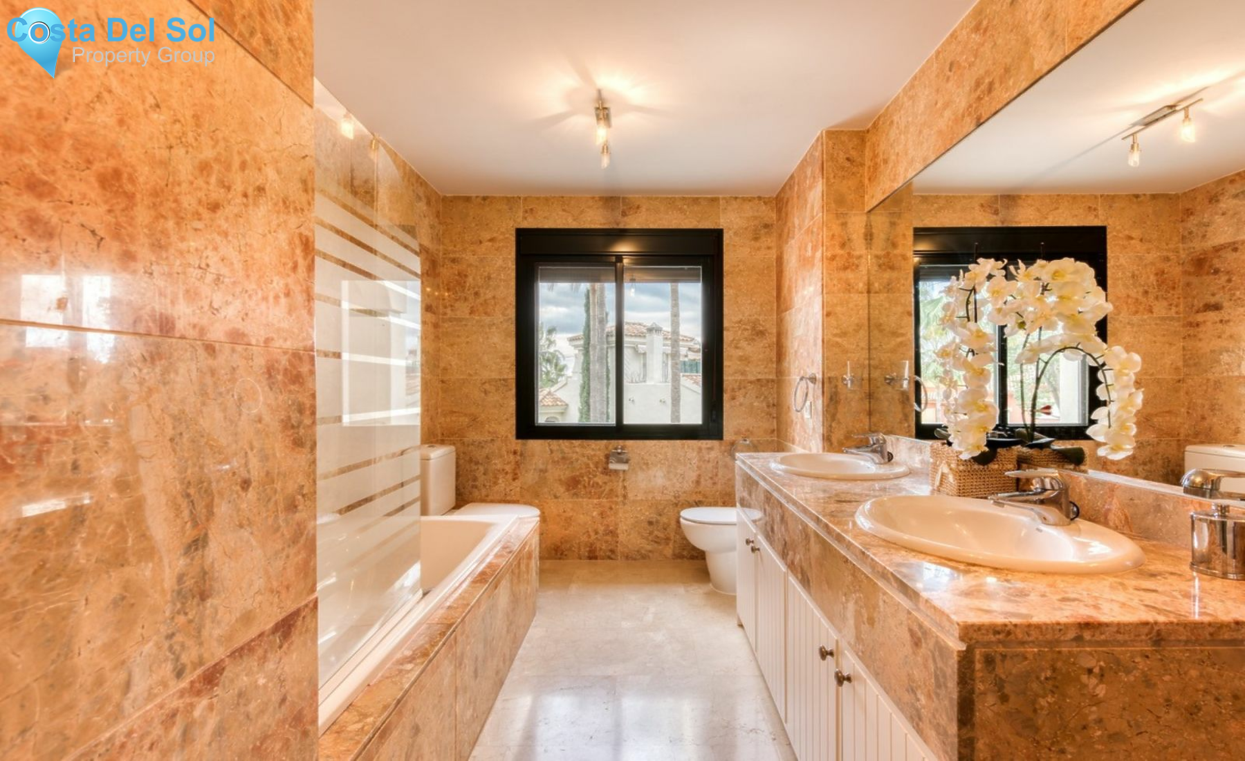 Townhouse in Atalaya-1518978