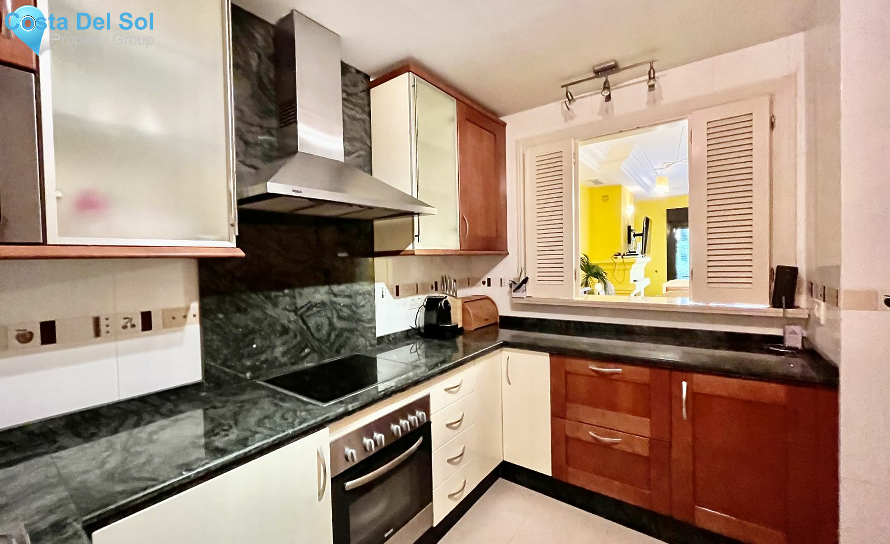 Townhouse in Bahía de Marbella-1392105