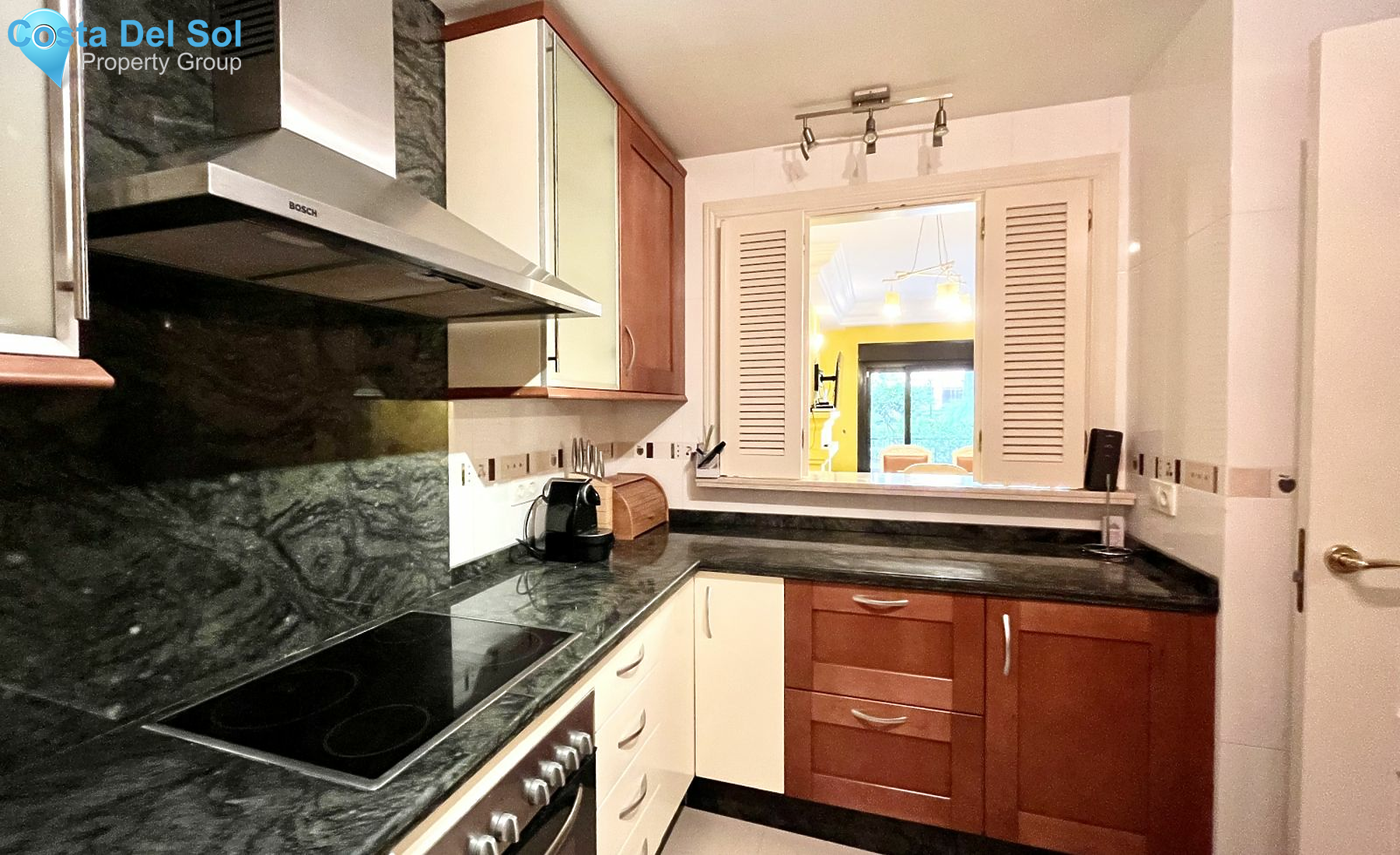 Townhouse in Bahía de Marbella-1392106
