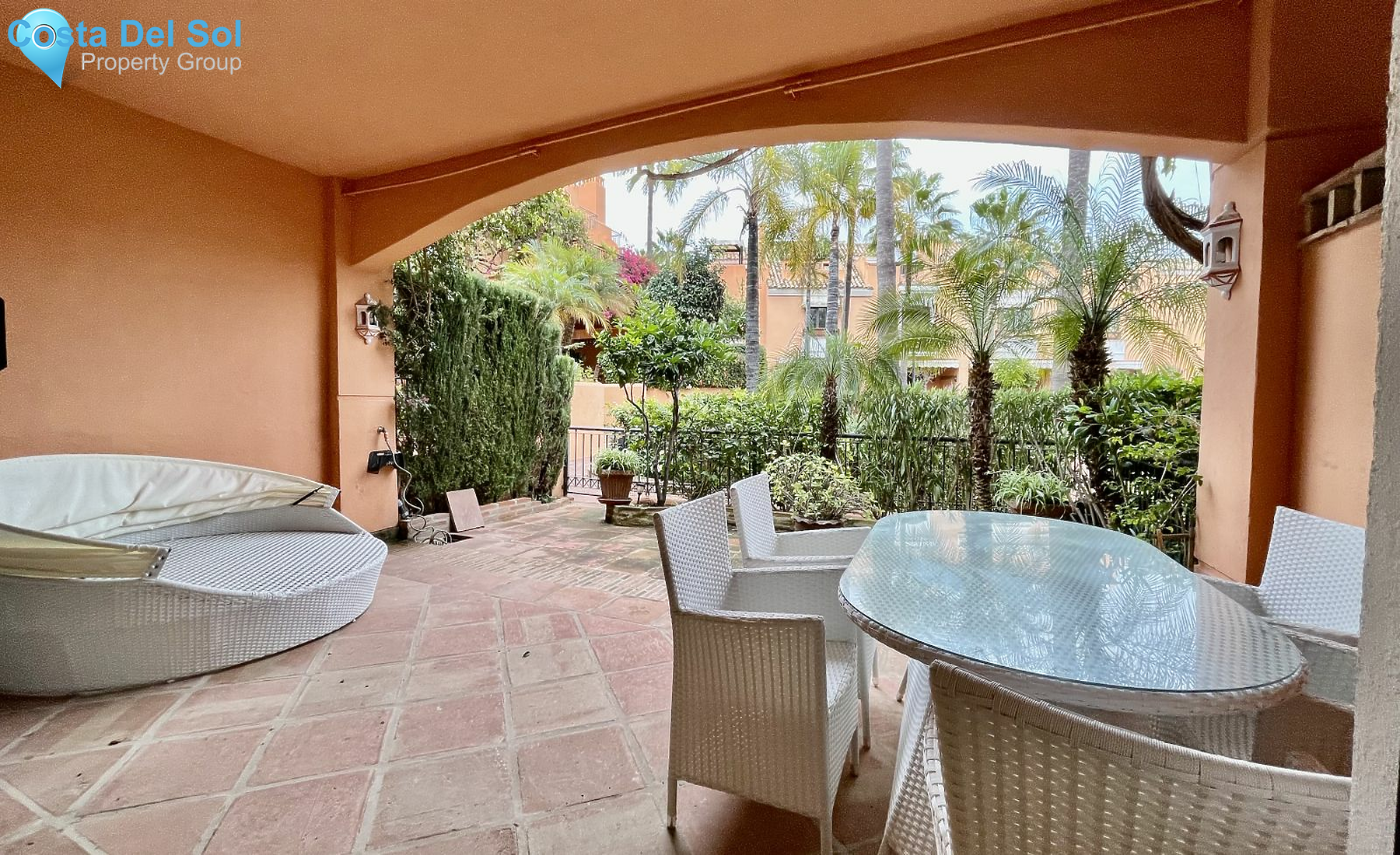 Townhouse in Bahía de Marbella-1392108