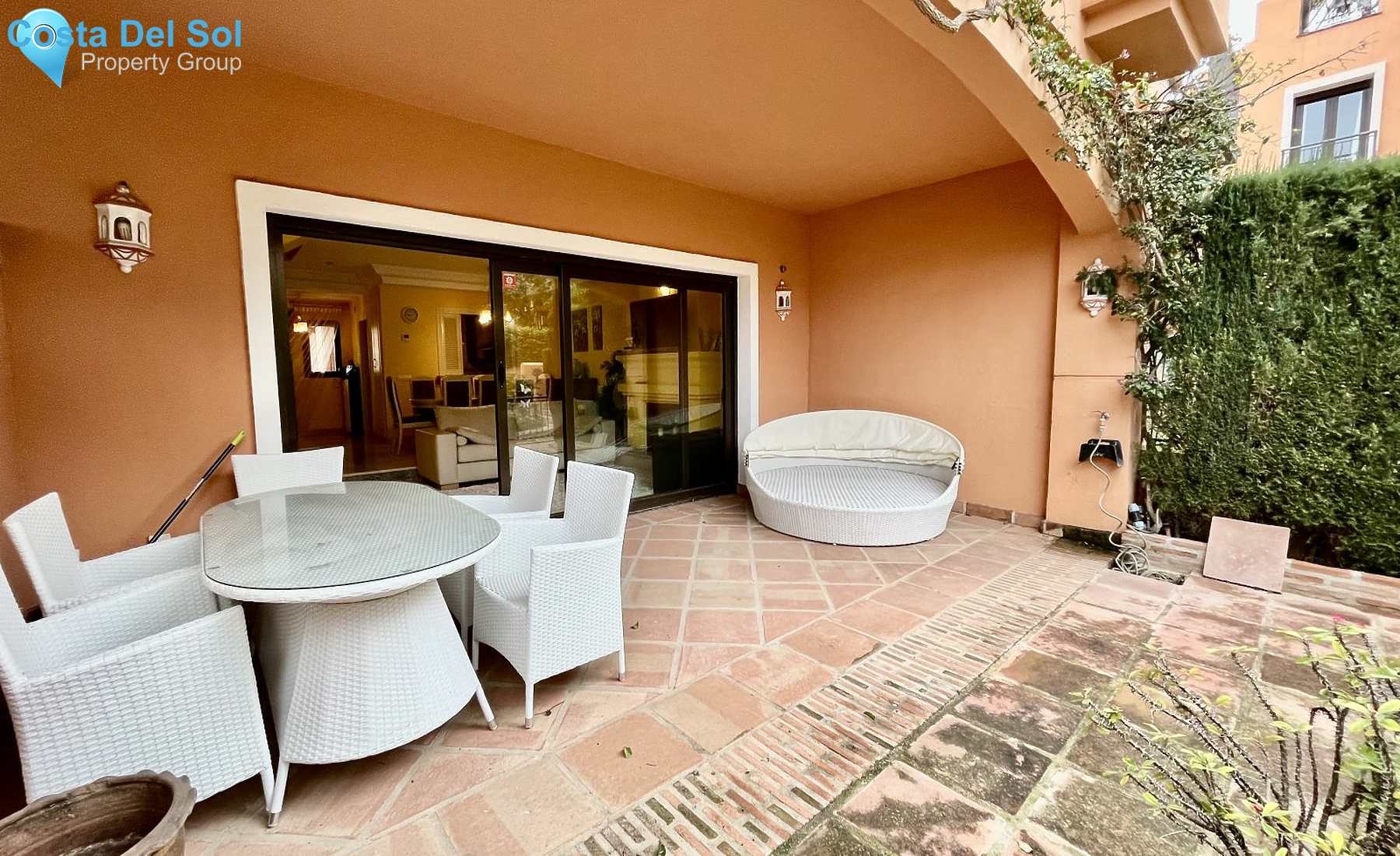 Townhouse in Bahía de Marbella-1392109