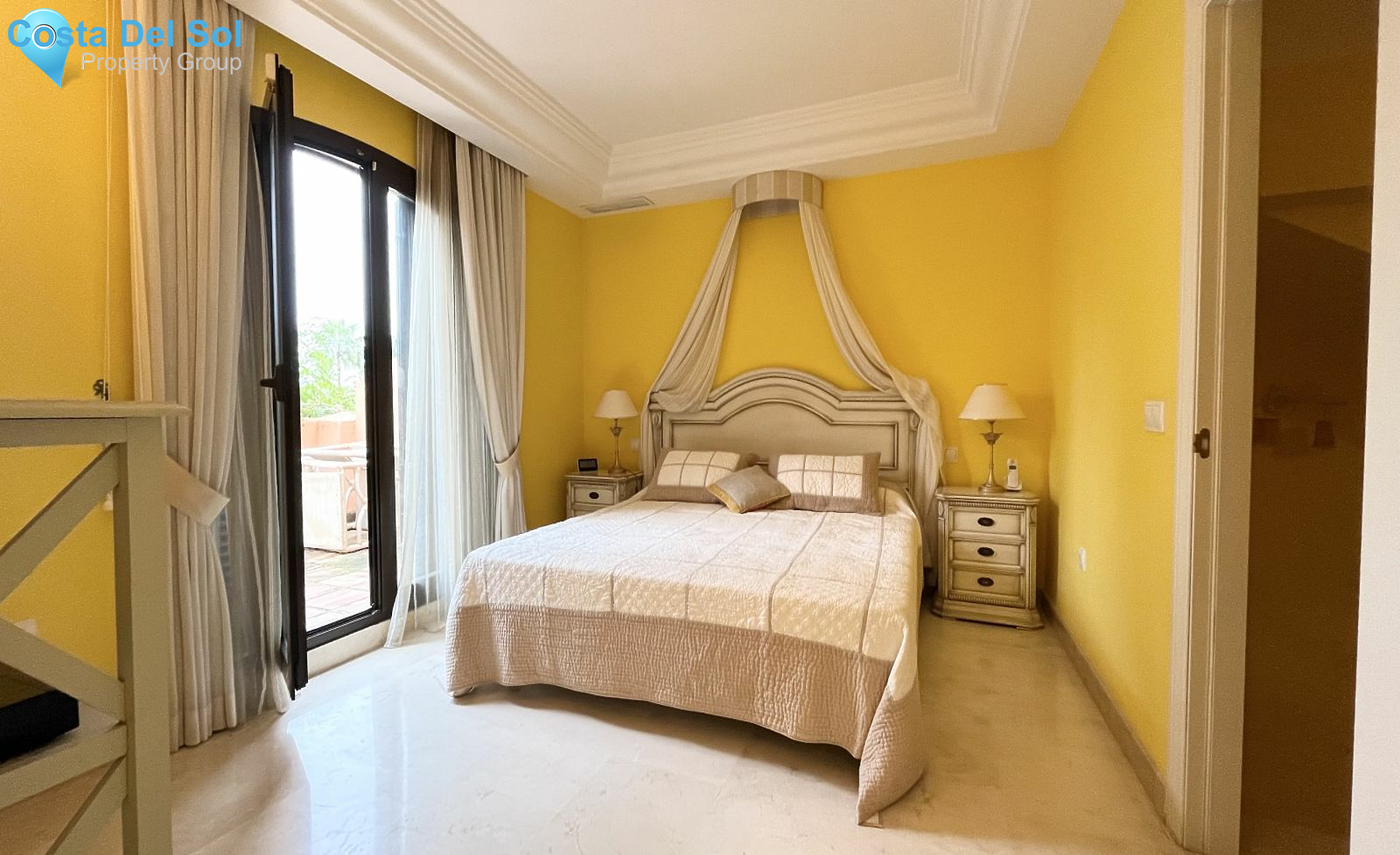 Townhouse in Bahía de Marbella-1392113