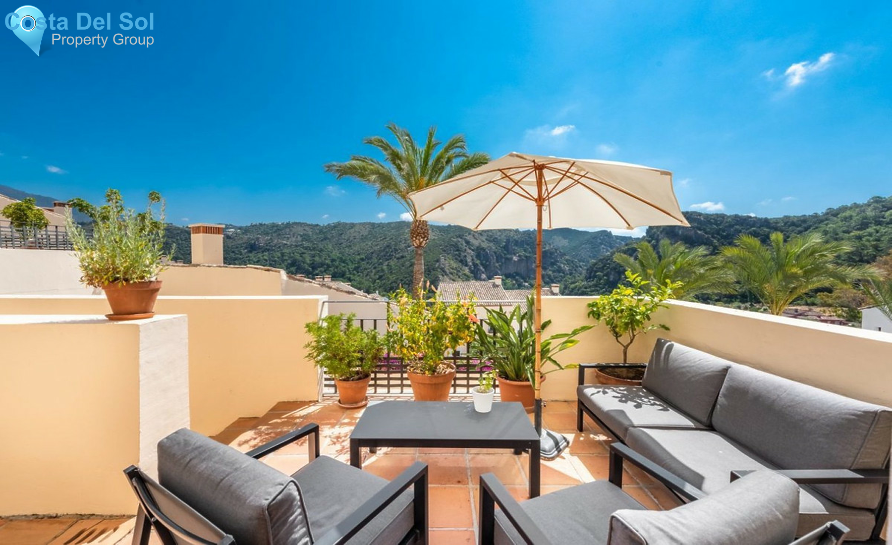 Townhouse in Benahavís-1238768