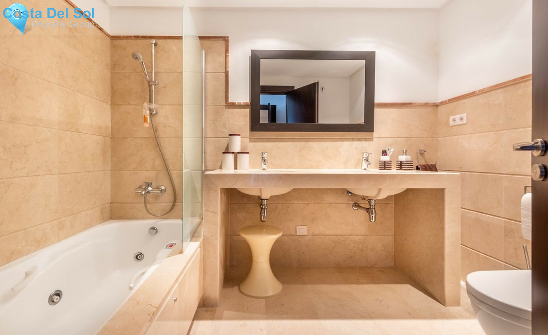 Townhouse in Benahavís-1238783