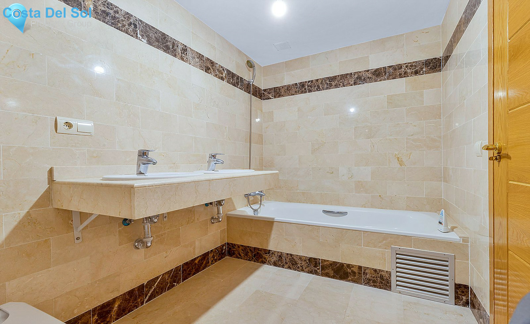 Townhouse in Benahavís-1508605