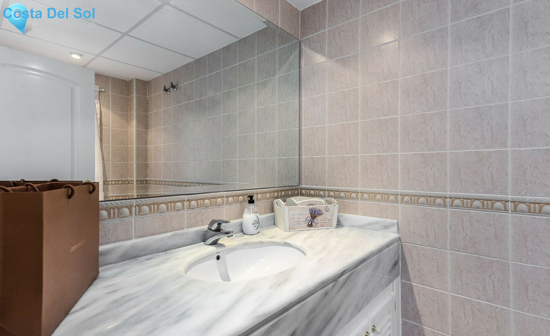 Townhouse in Benahavís-1536954