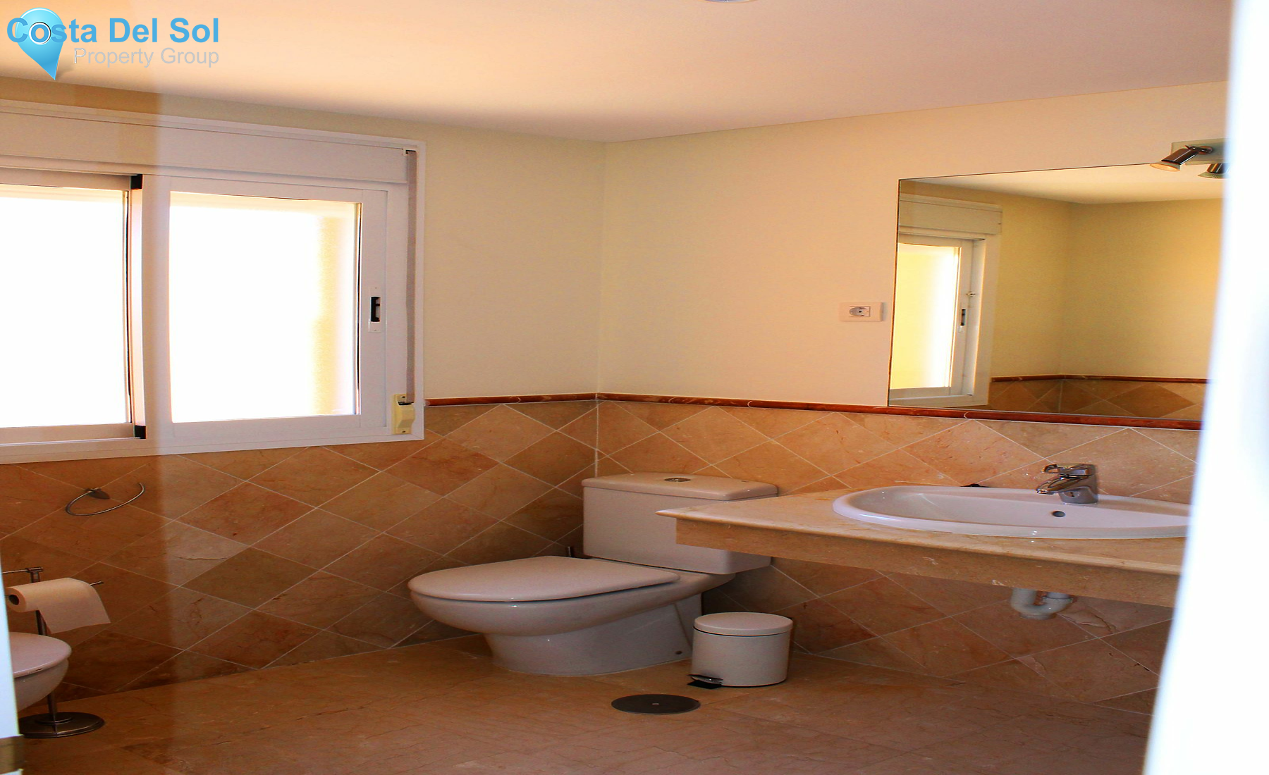 Townhouse in Benahavís-1213795