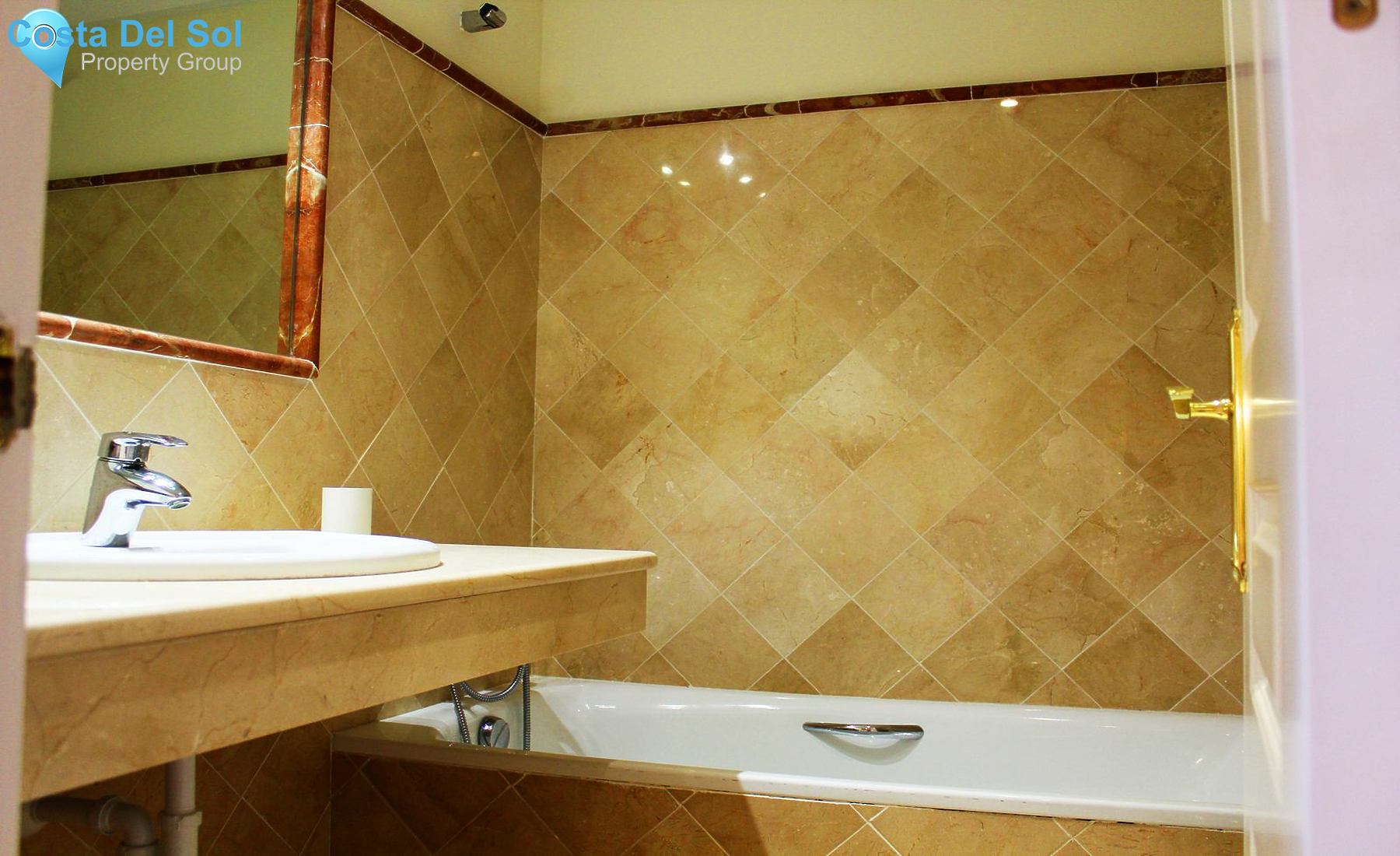 Townhouse in Benahavís-1213796