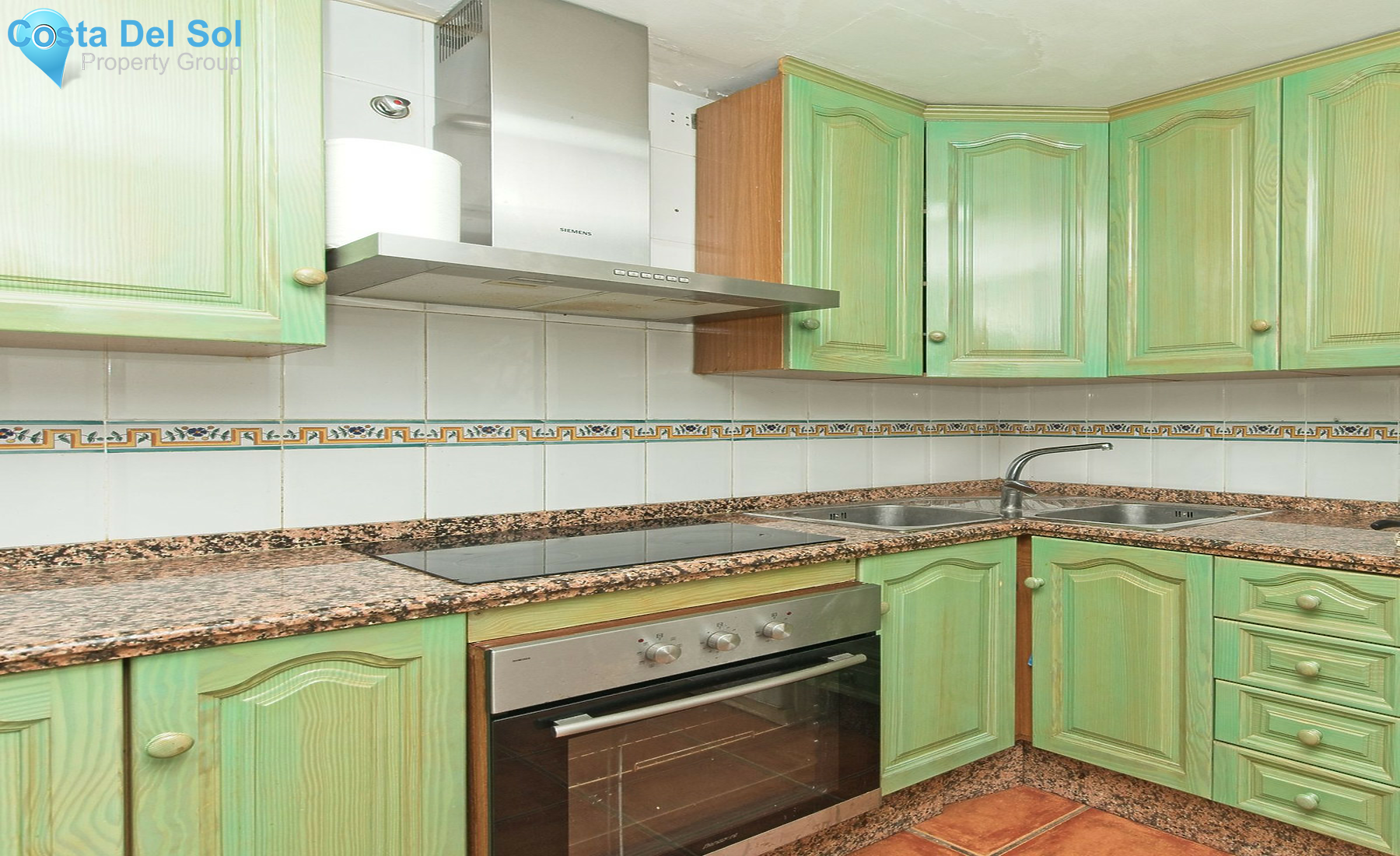 Townhouse in Benalmadena Pueblo-1500732