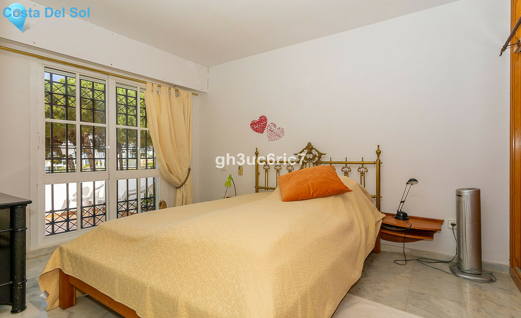 Townhouse in Calahonda-1328437