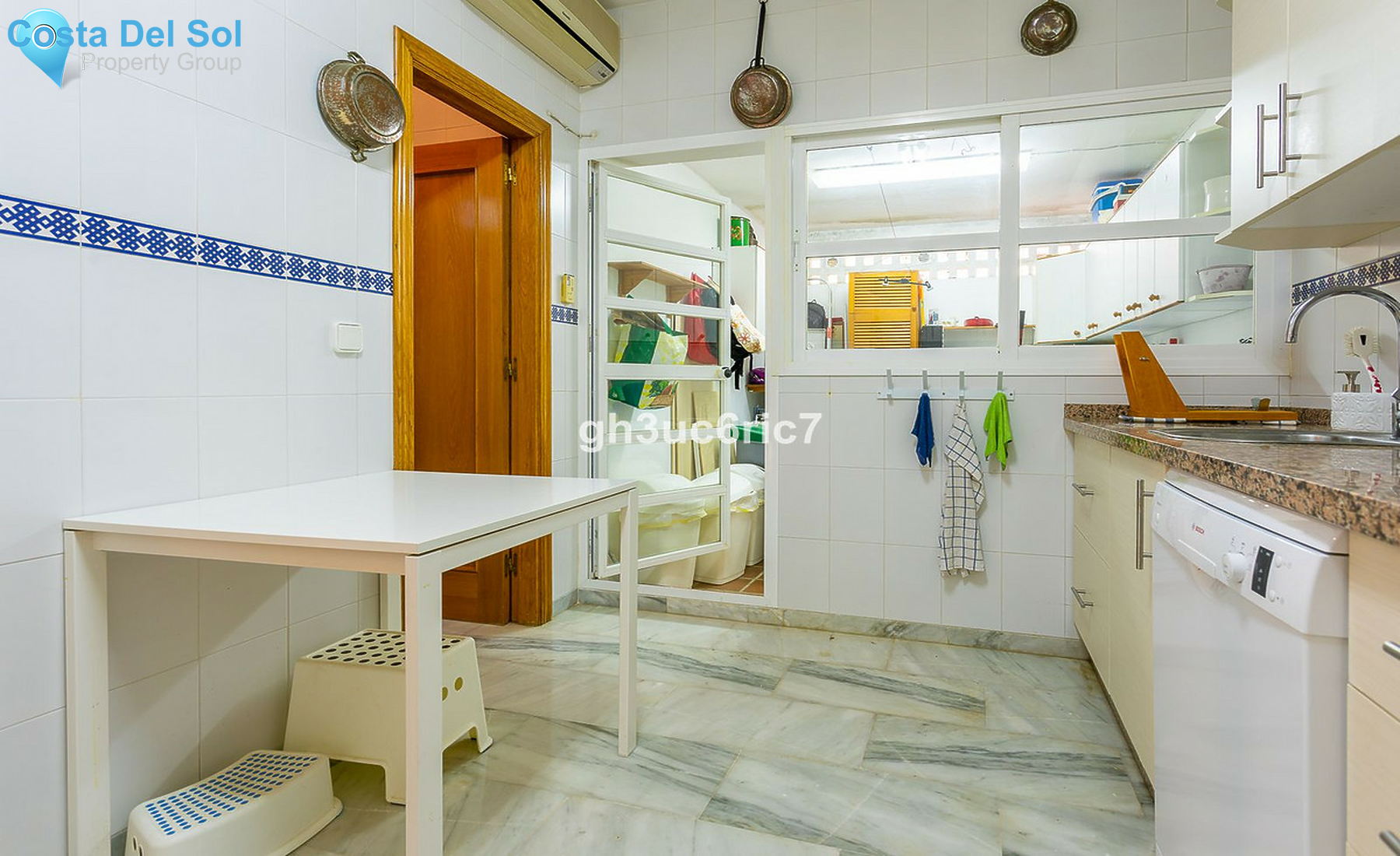 Townhouse in Calahonda-1328439