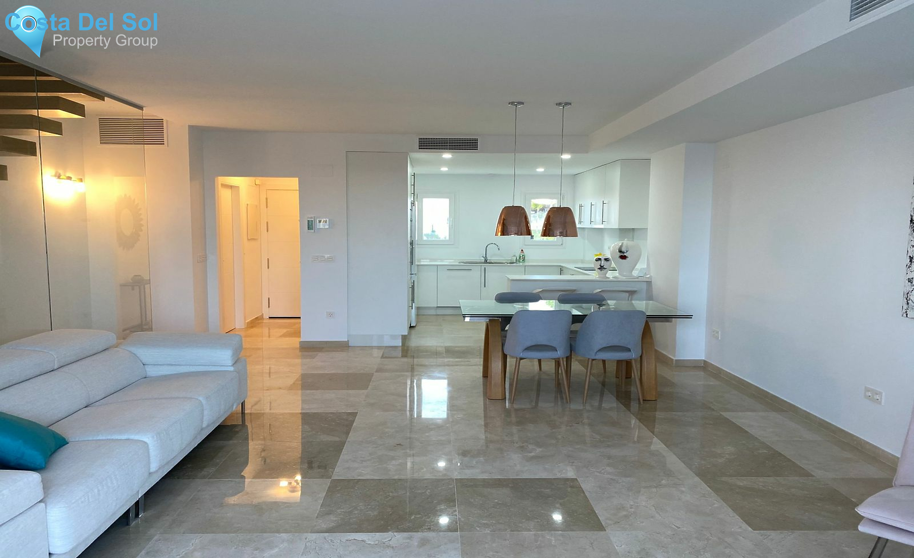 Townhouse in Calahonda-1185866