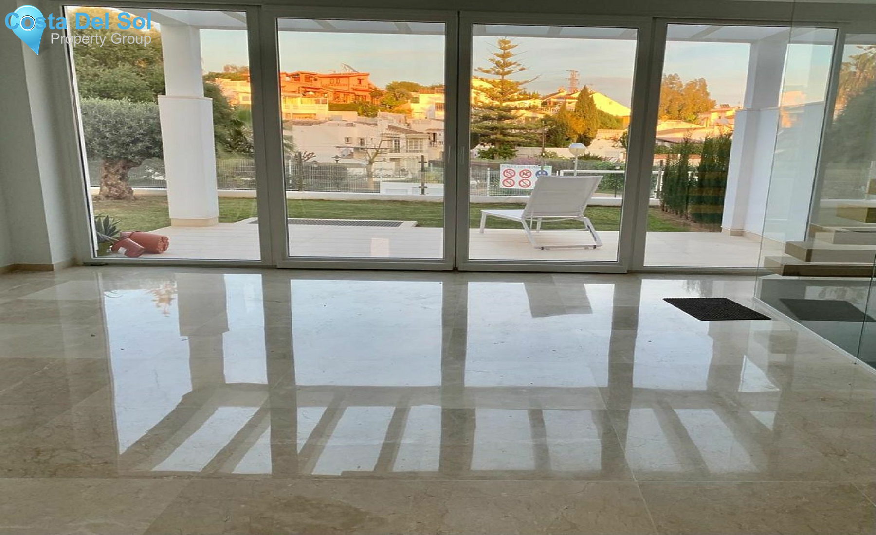Townhouse in Calahonda-1215422