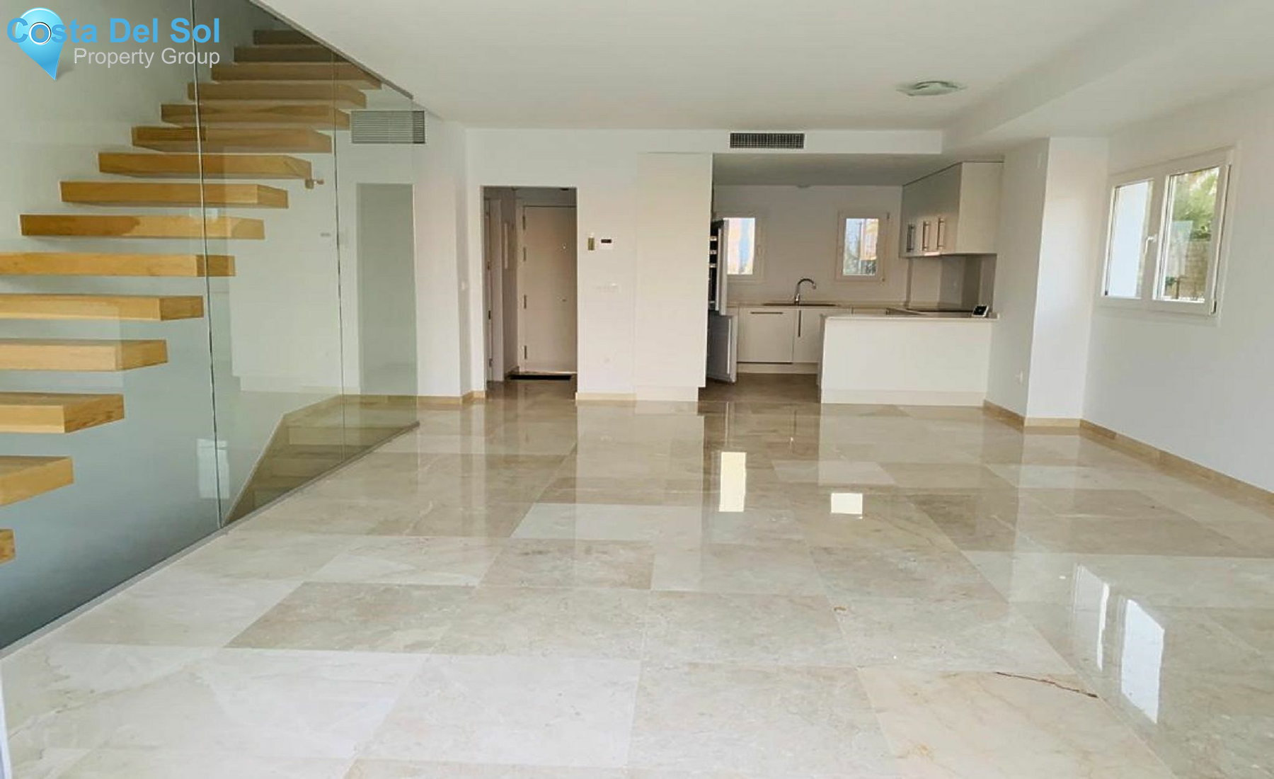 Townhouse in Calahonda-1215423