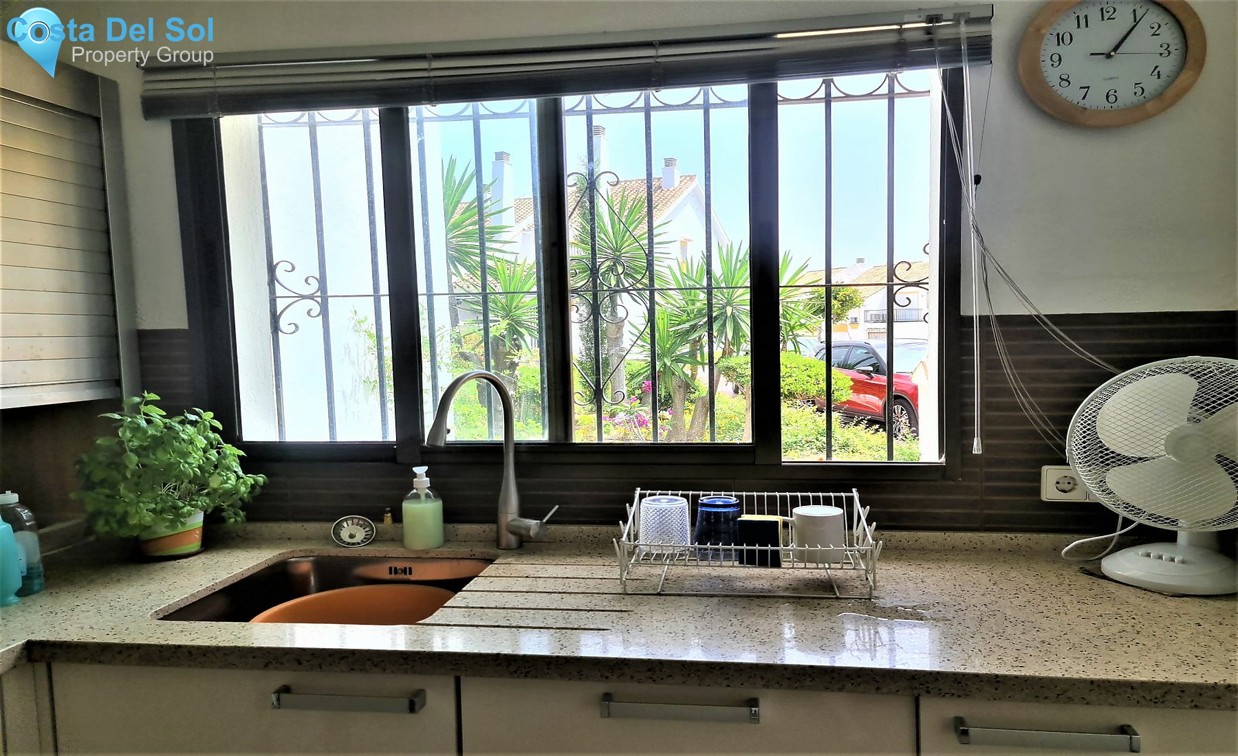 Townhouse in Calahonda-1388257