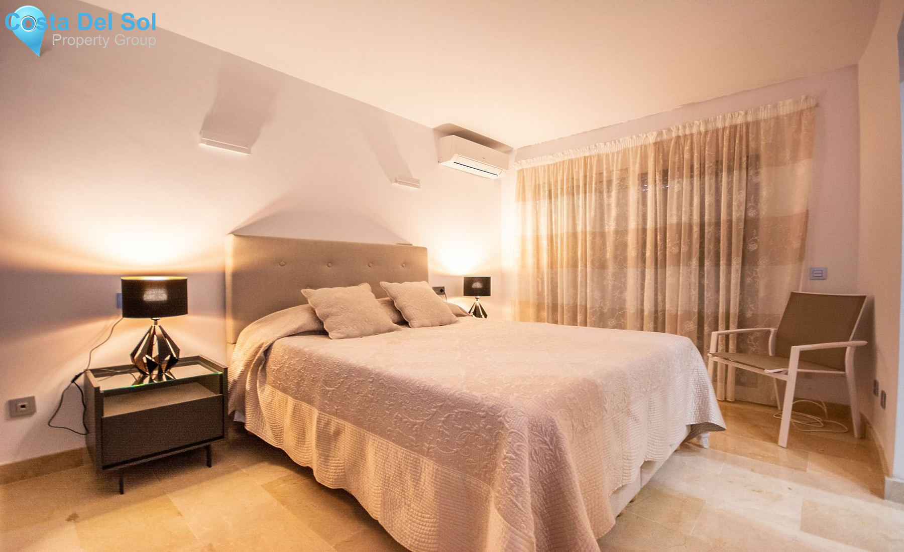 Townhouse in Calahonda-1469636