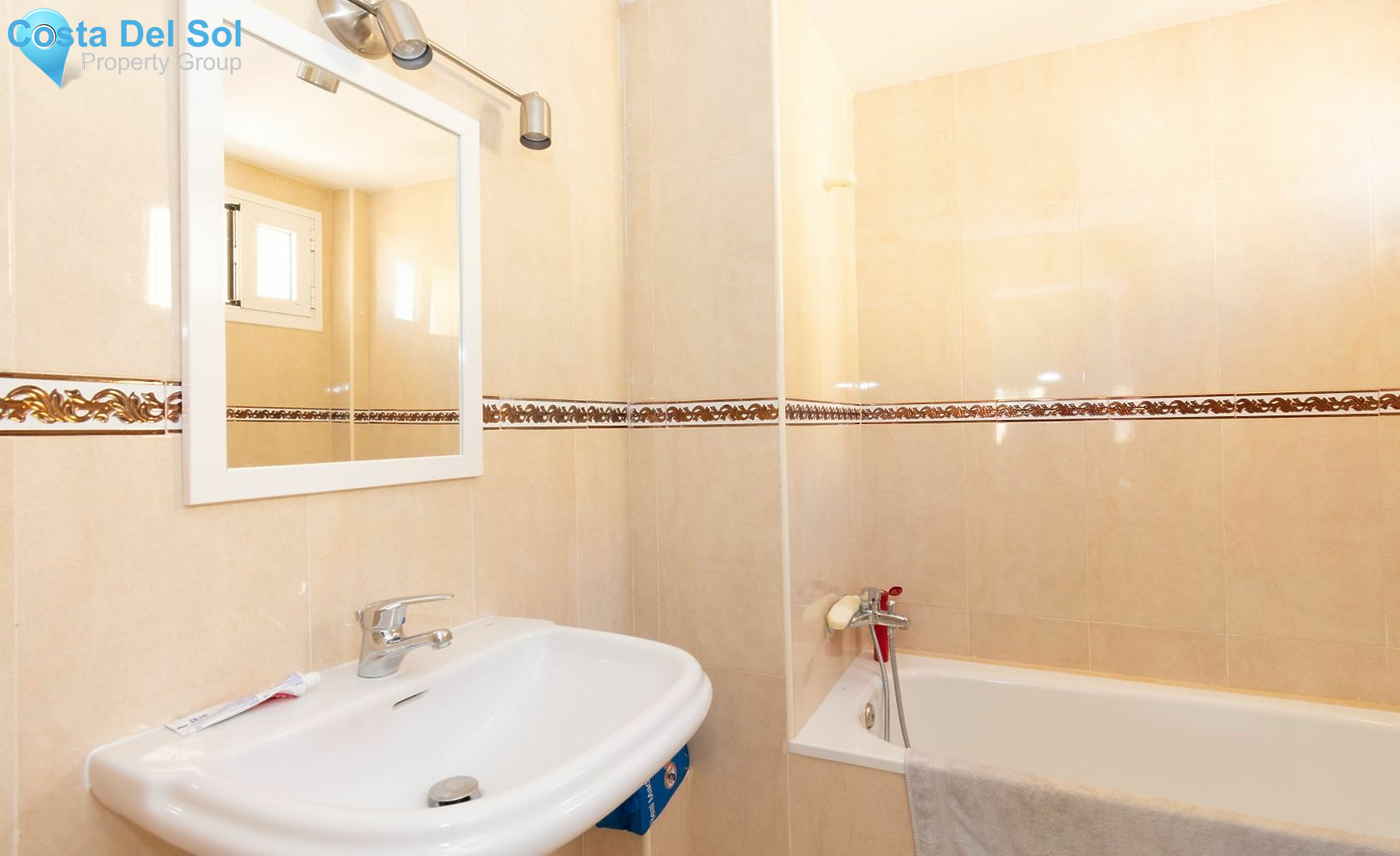 Townhouse in Costalita-1513565