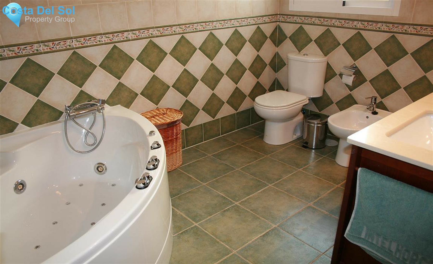 Townhouse in Coín-1358808