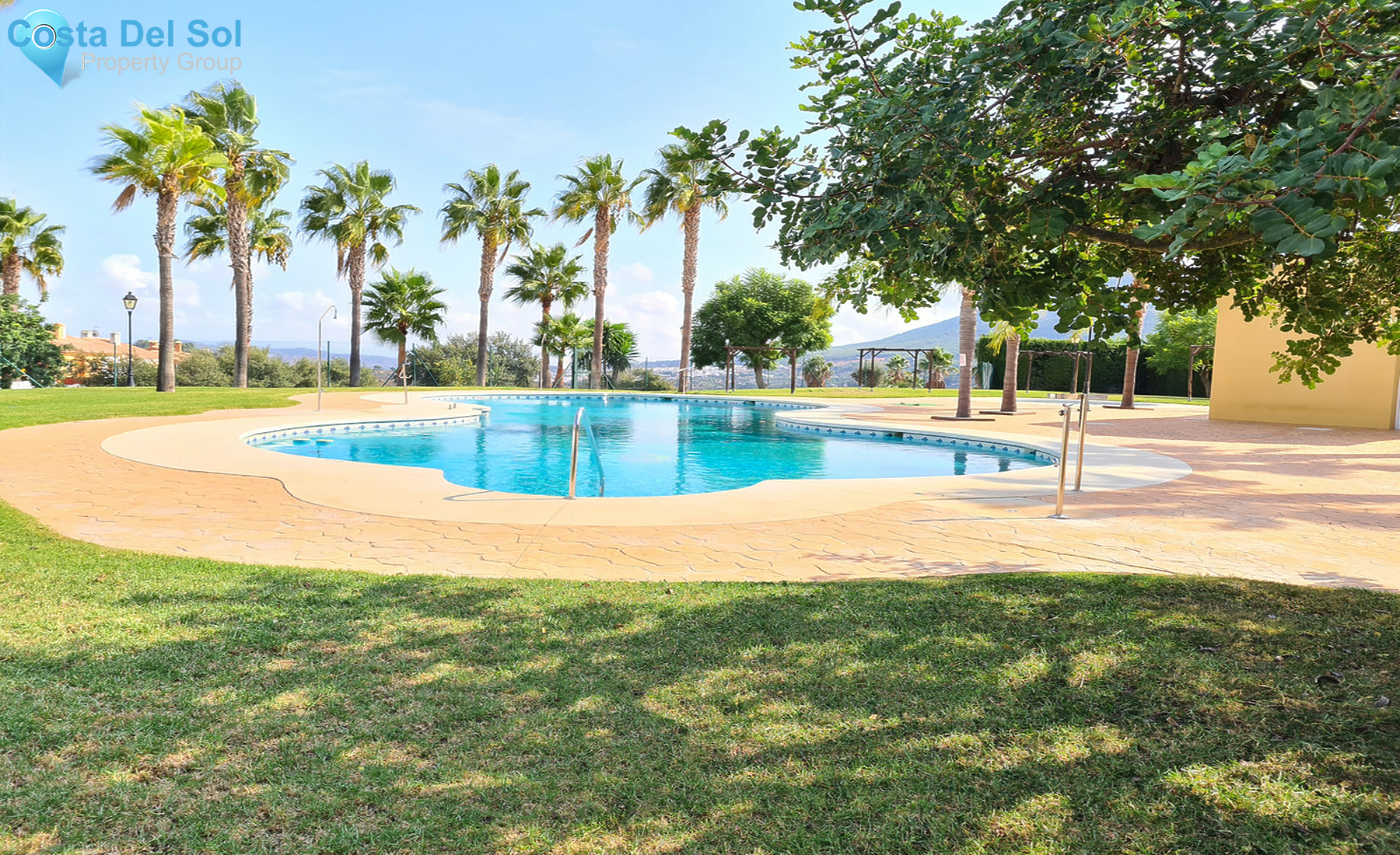 Townhouse in Coín-1510411