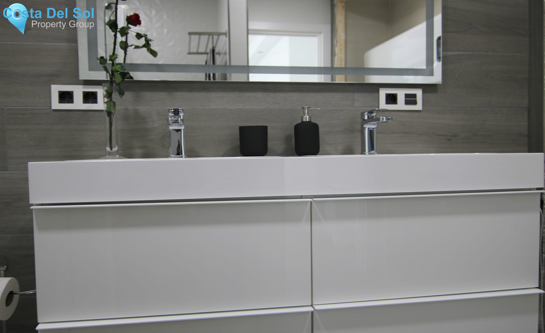 Townhouse in Coín-1223600