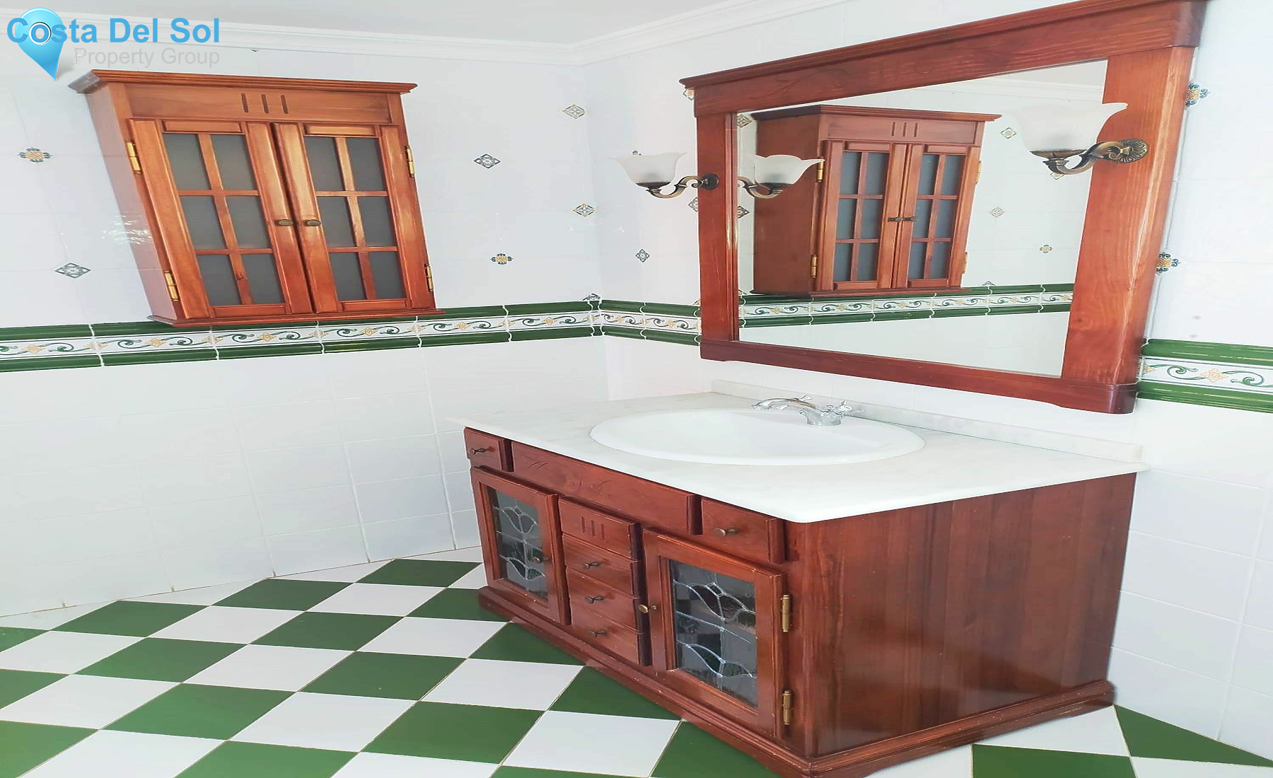 Townhouse in Diana Park-1171793