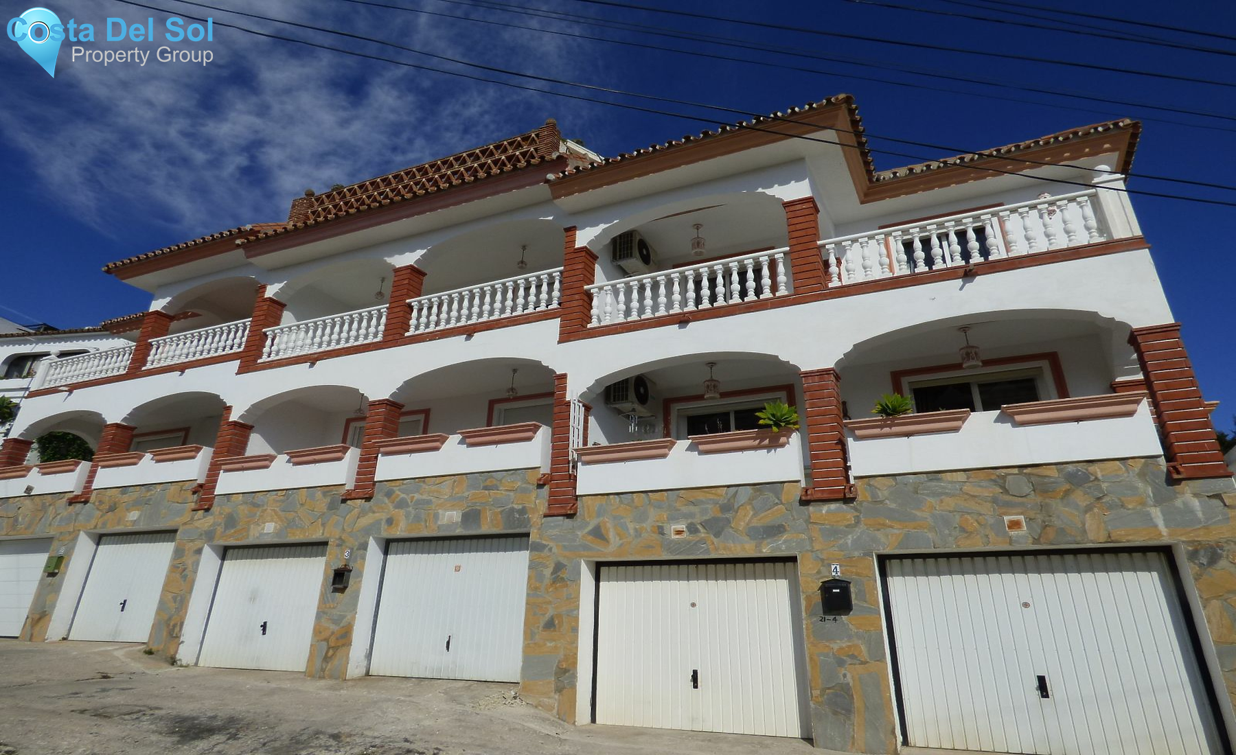Townhouse in El Coto-1165691