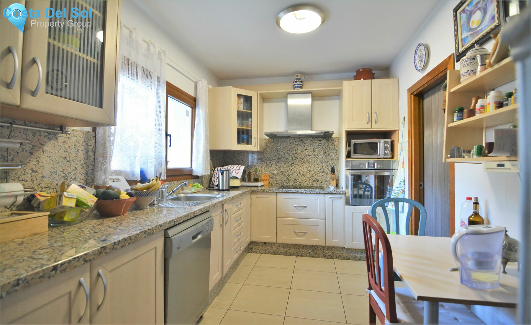 Townhouse in El Coto-1191429