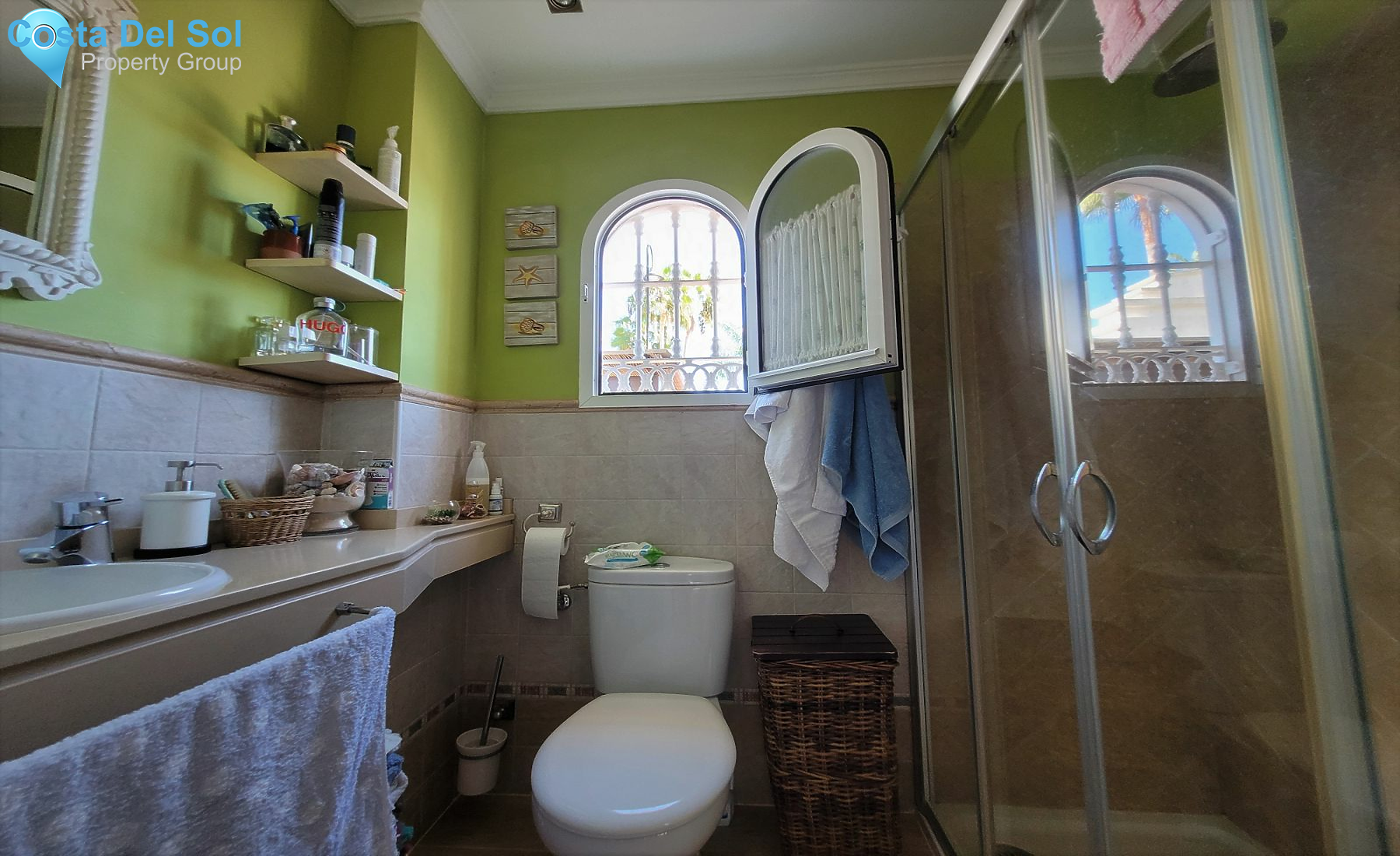 Townhouse in El Coto-1201192