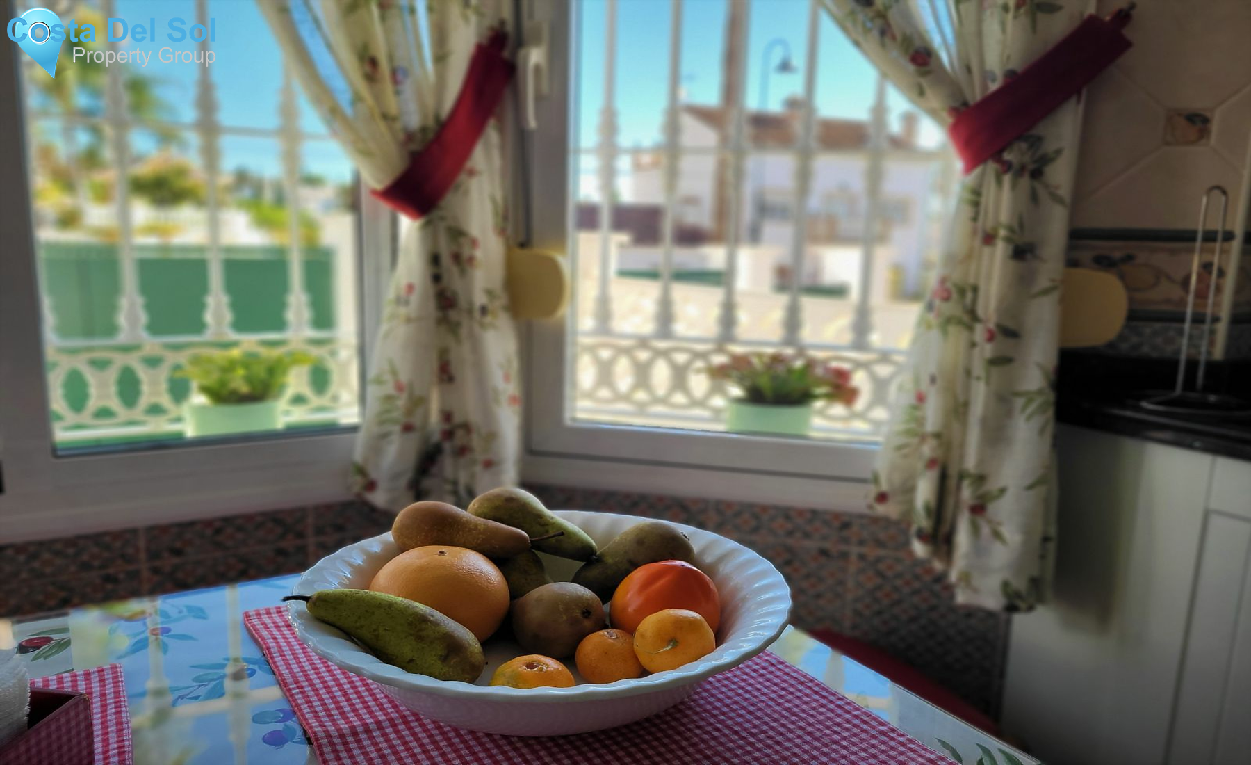 Townhouse in El Coto-1201195