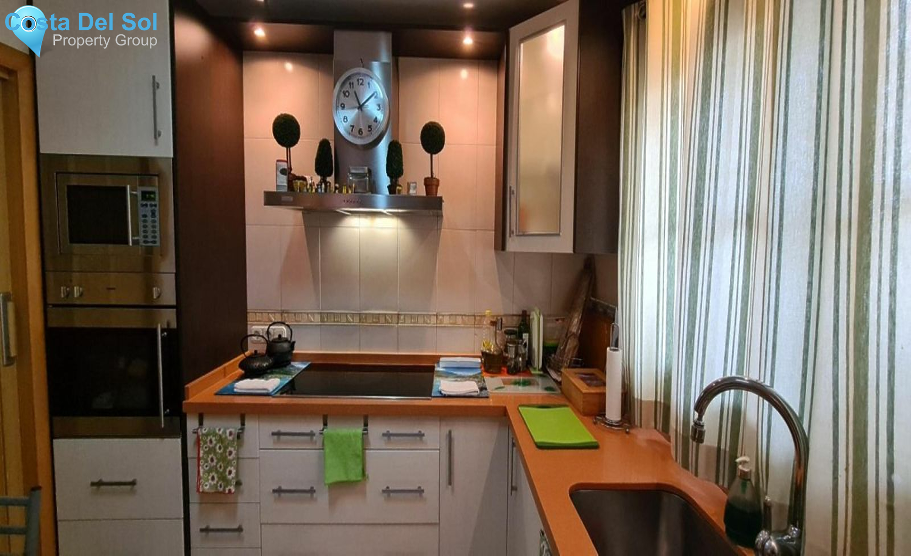 Townhouse in El Coto-1480528