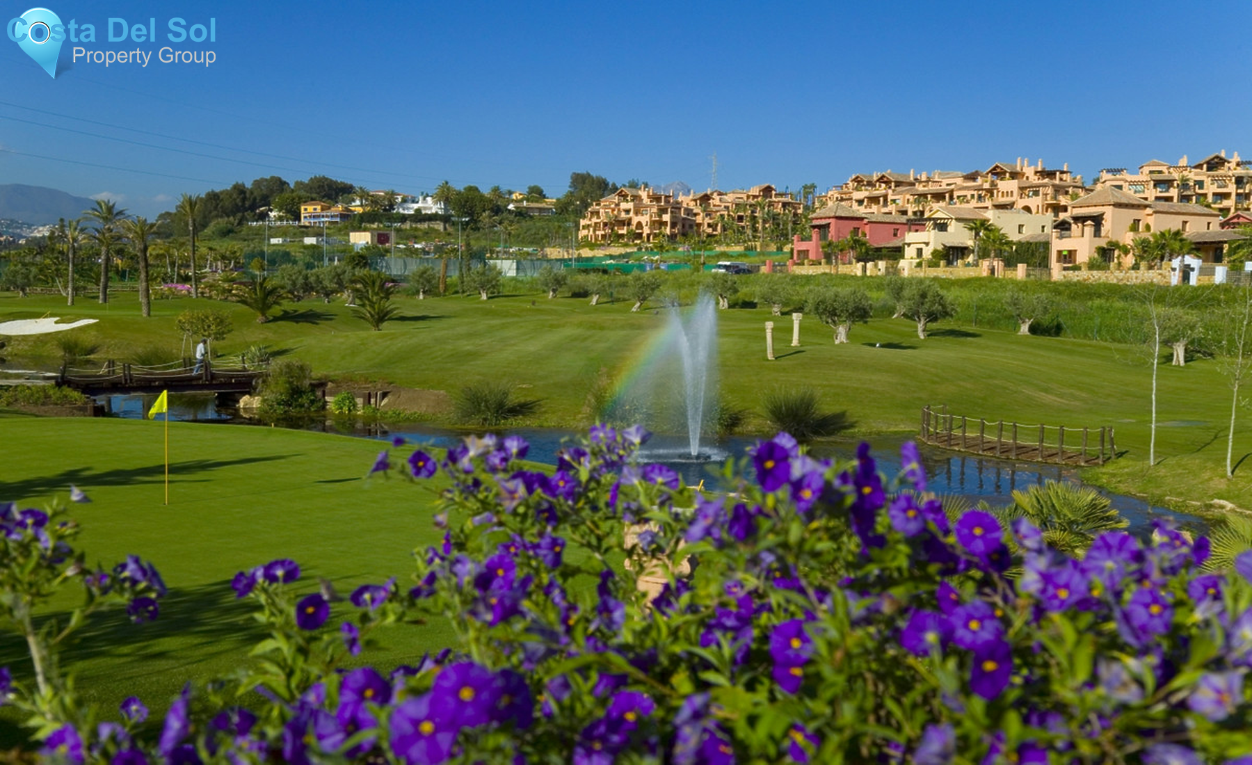 Townhouse in El Paraiso-1330260