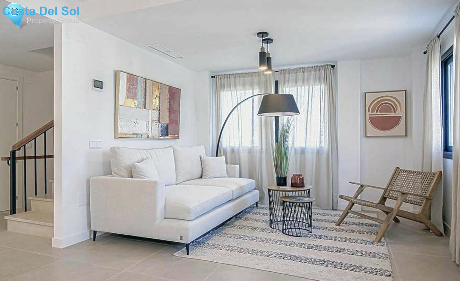 Townhouse in El Paraiso-1141196