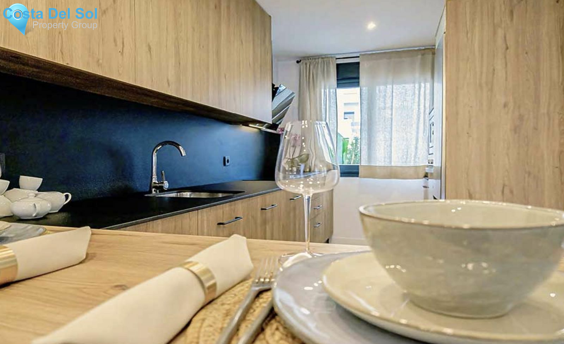 Townhouse in El Paraiso-1141200