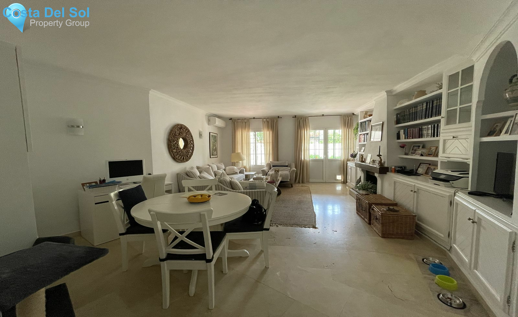 Townhouse in El Paraiso-1174162