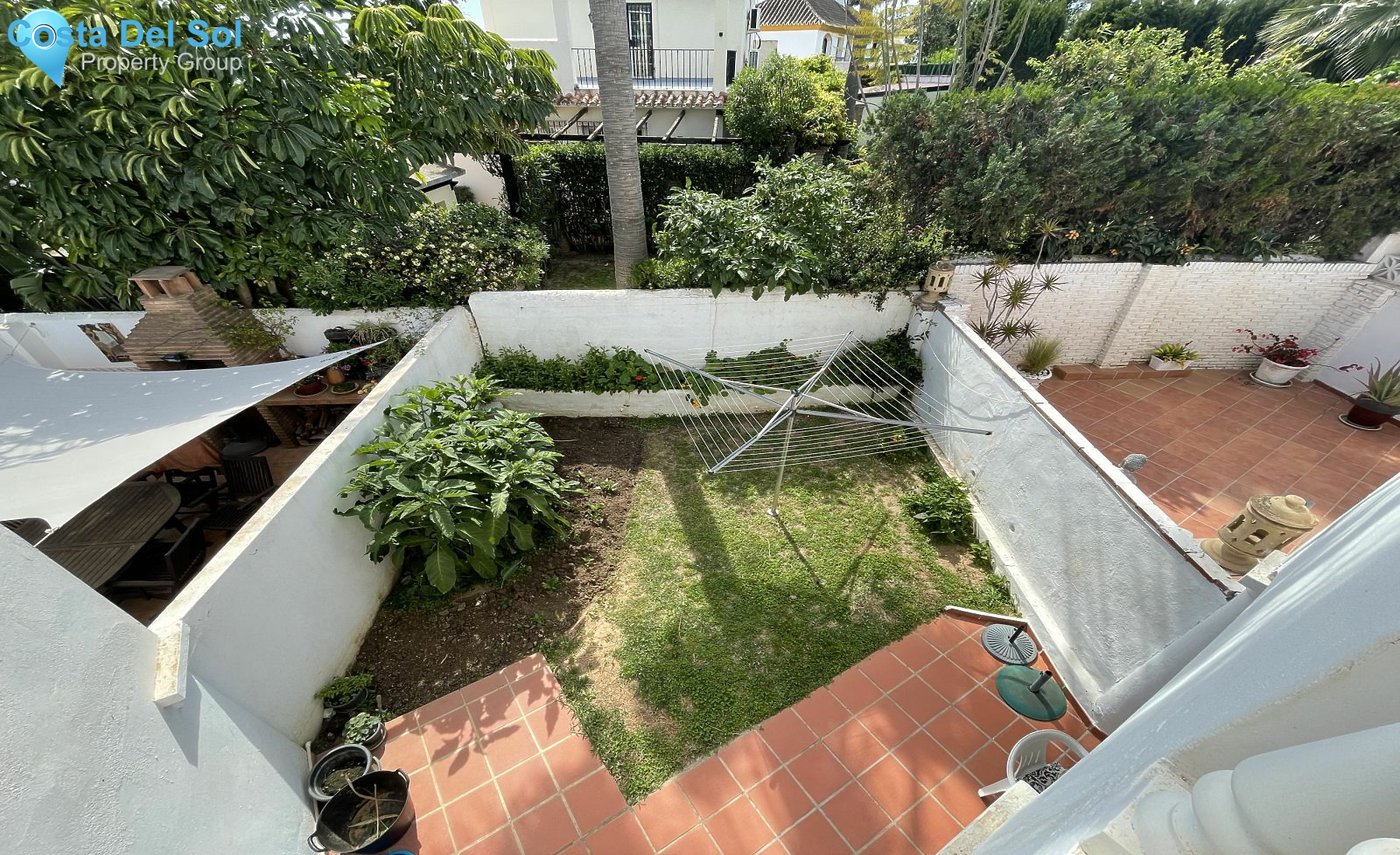 Townhouse in El Paraiso-1174172