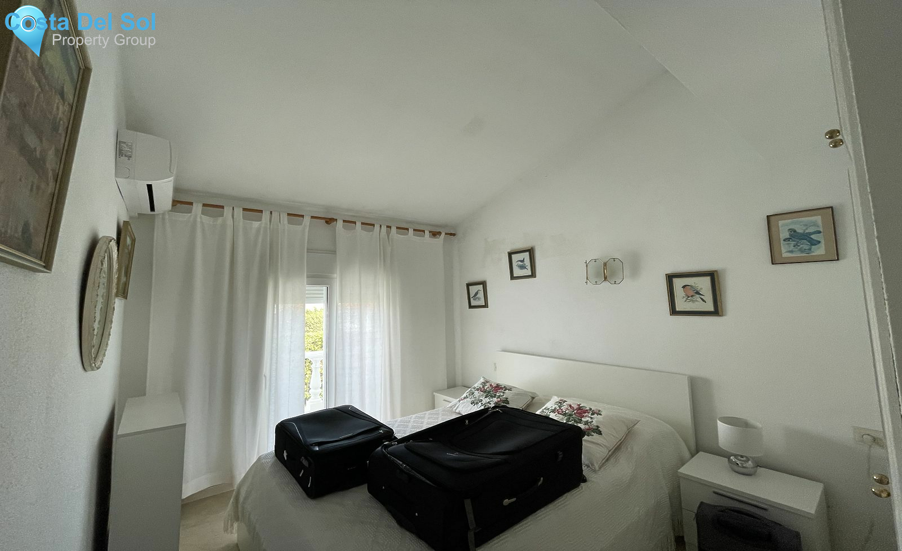 Townhouse in El Paraiso-1174173