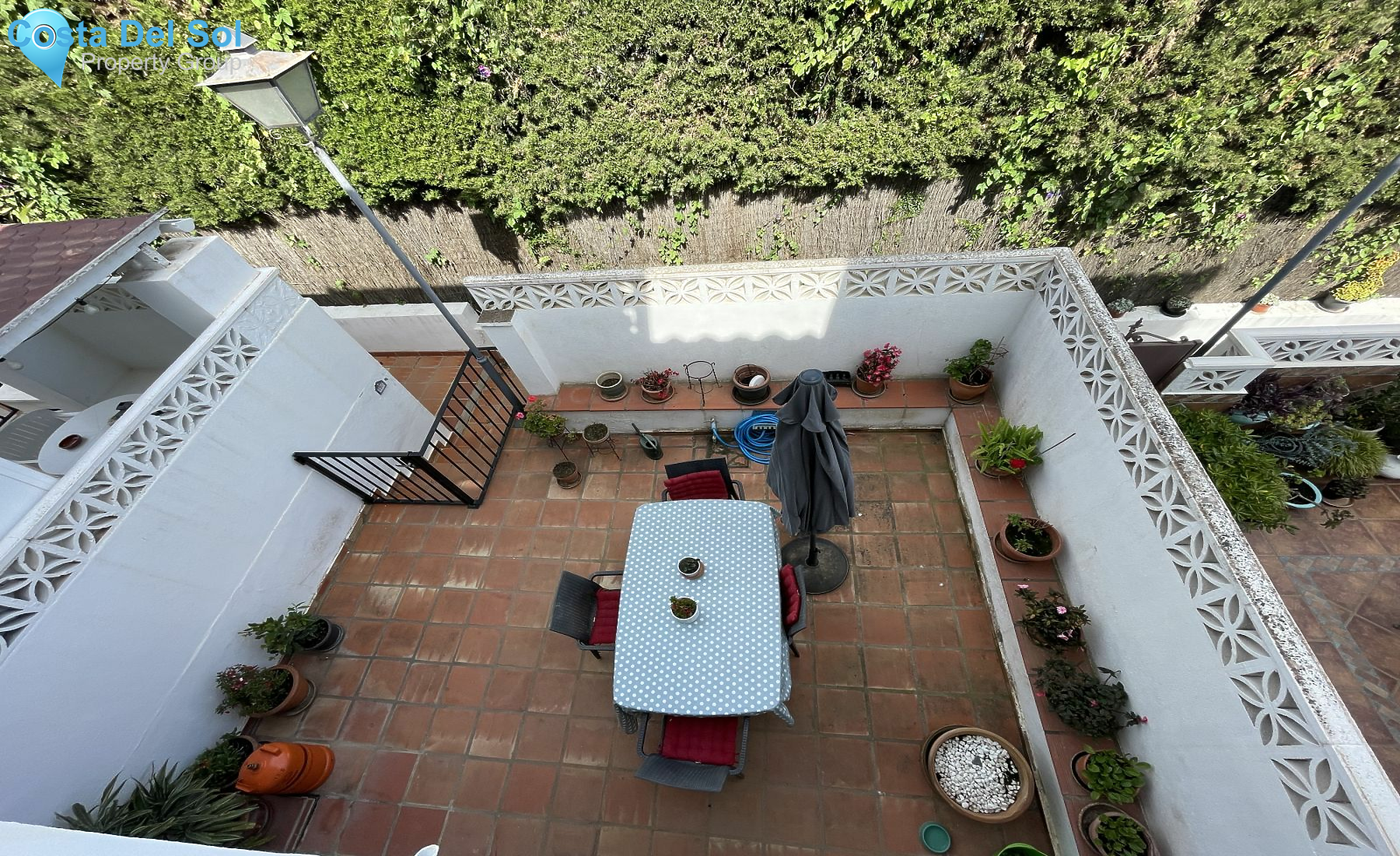Townhouse in El Paraiso-1174180