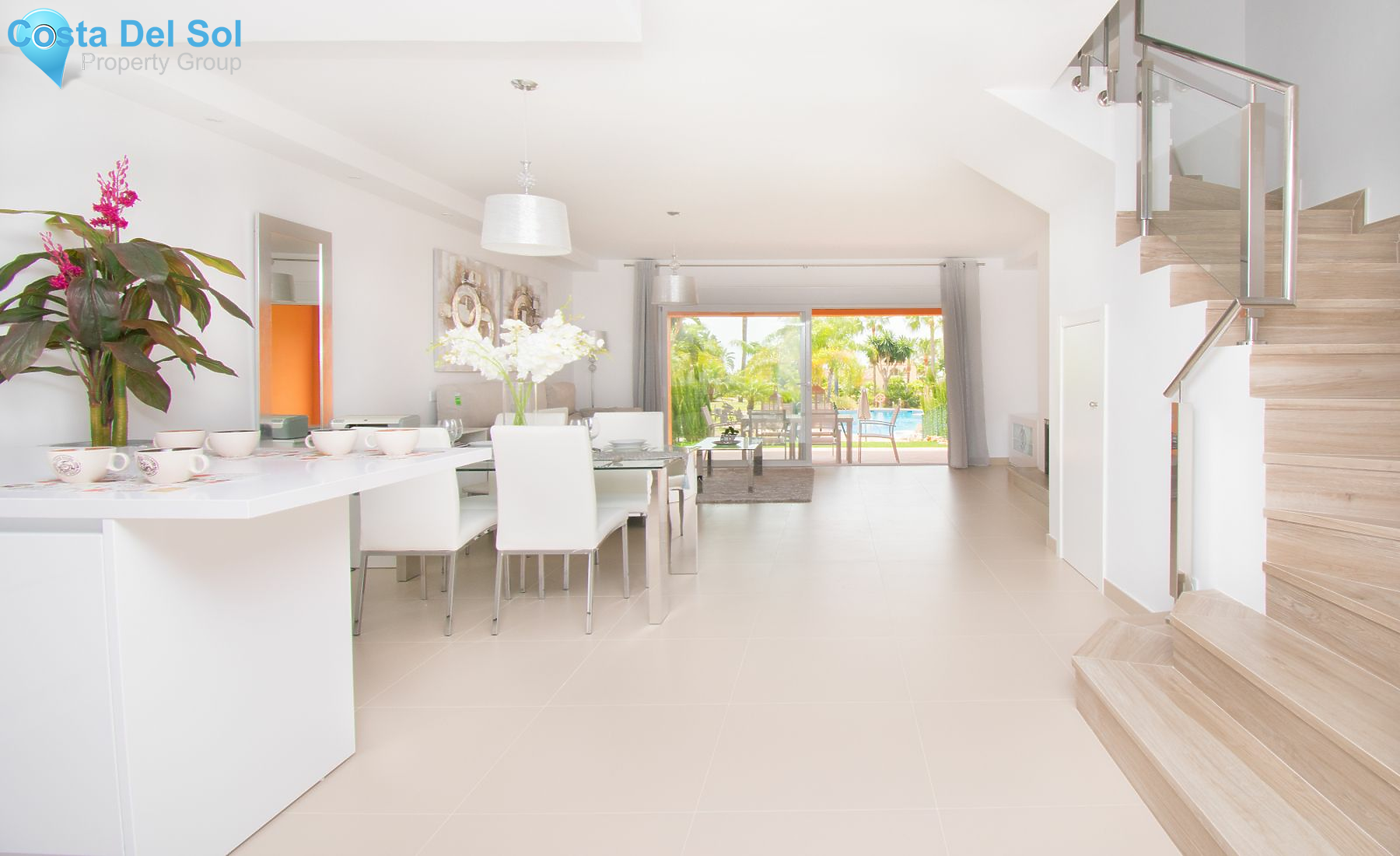 Townhouse in El Paraiso