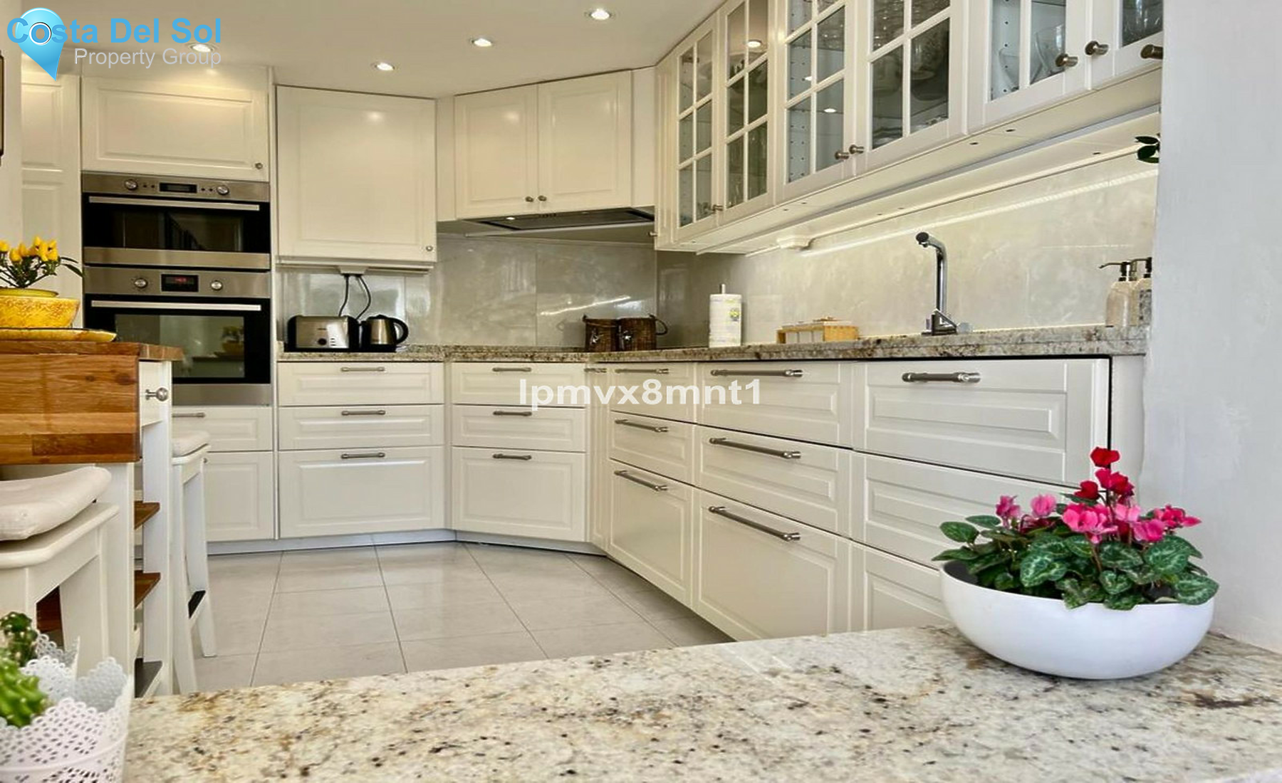 Townhouse in Elviria-1502267