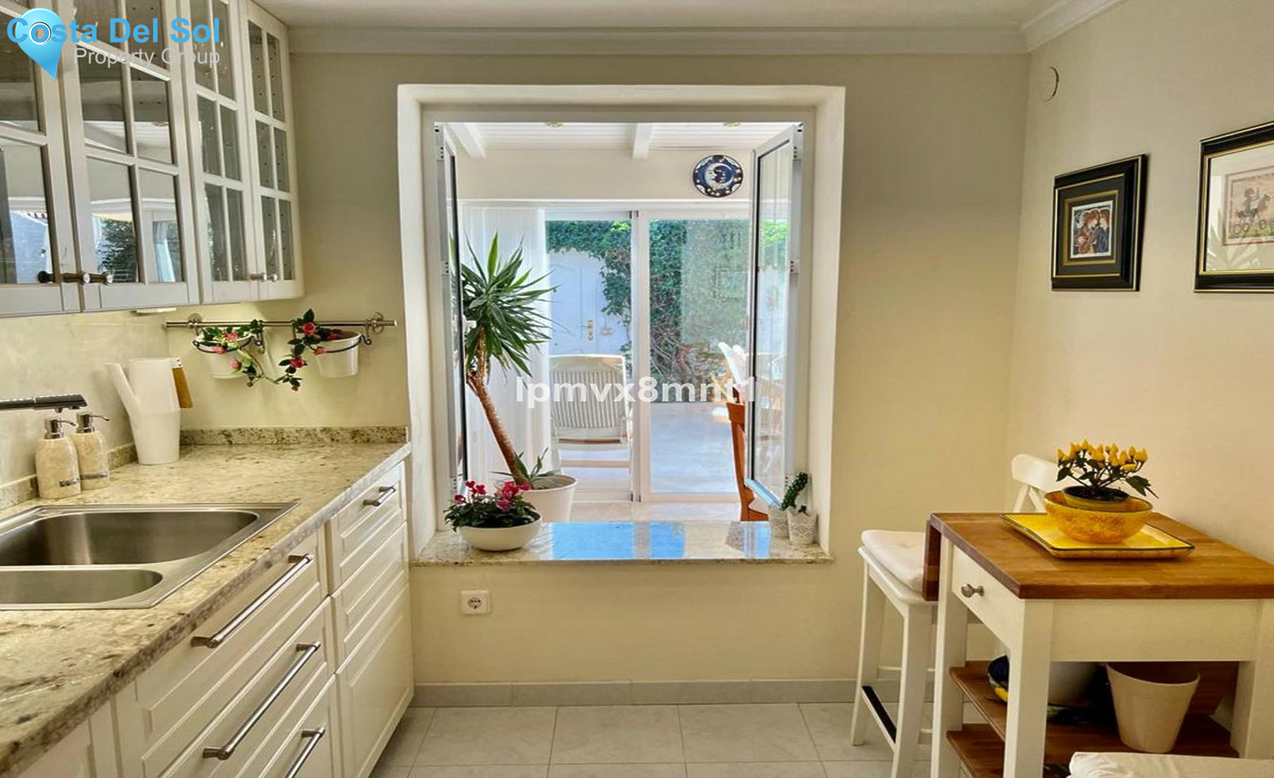 Townhouse in Elviria-1502269