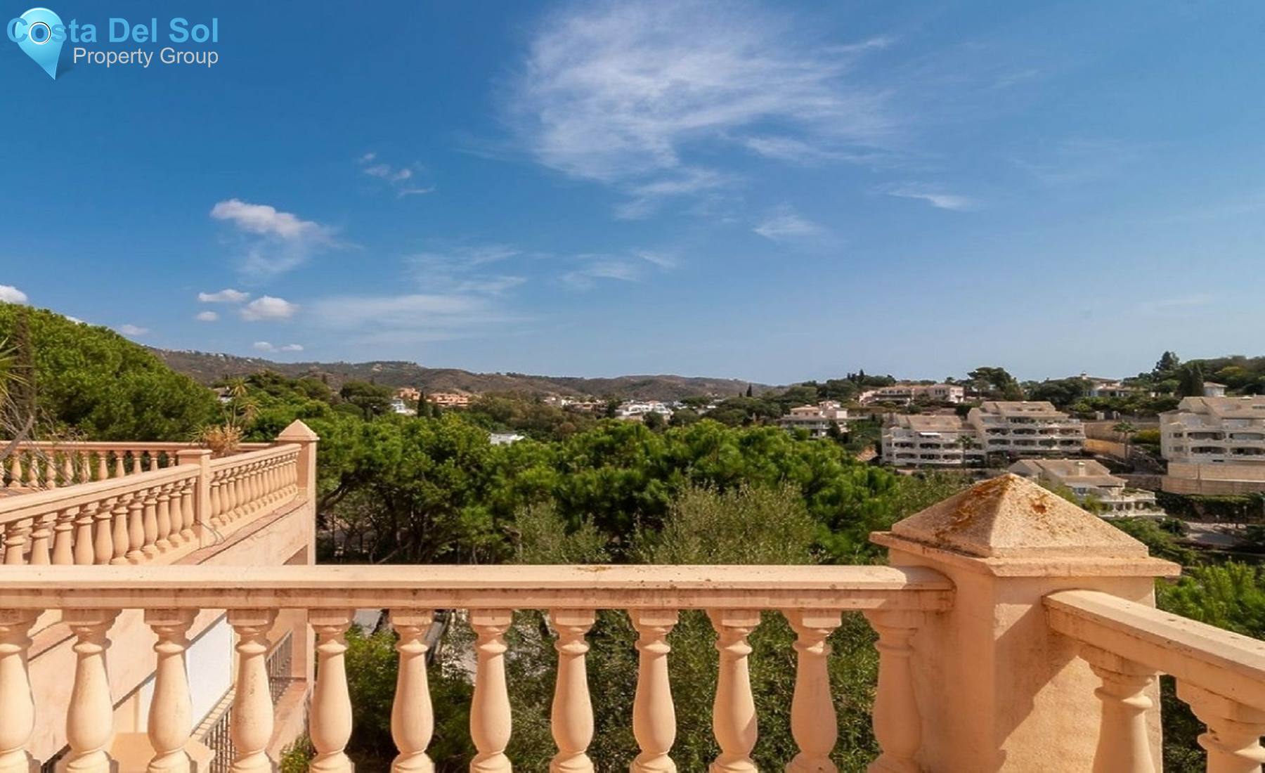 Townhouse in Elviria-1540012